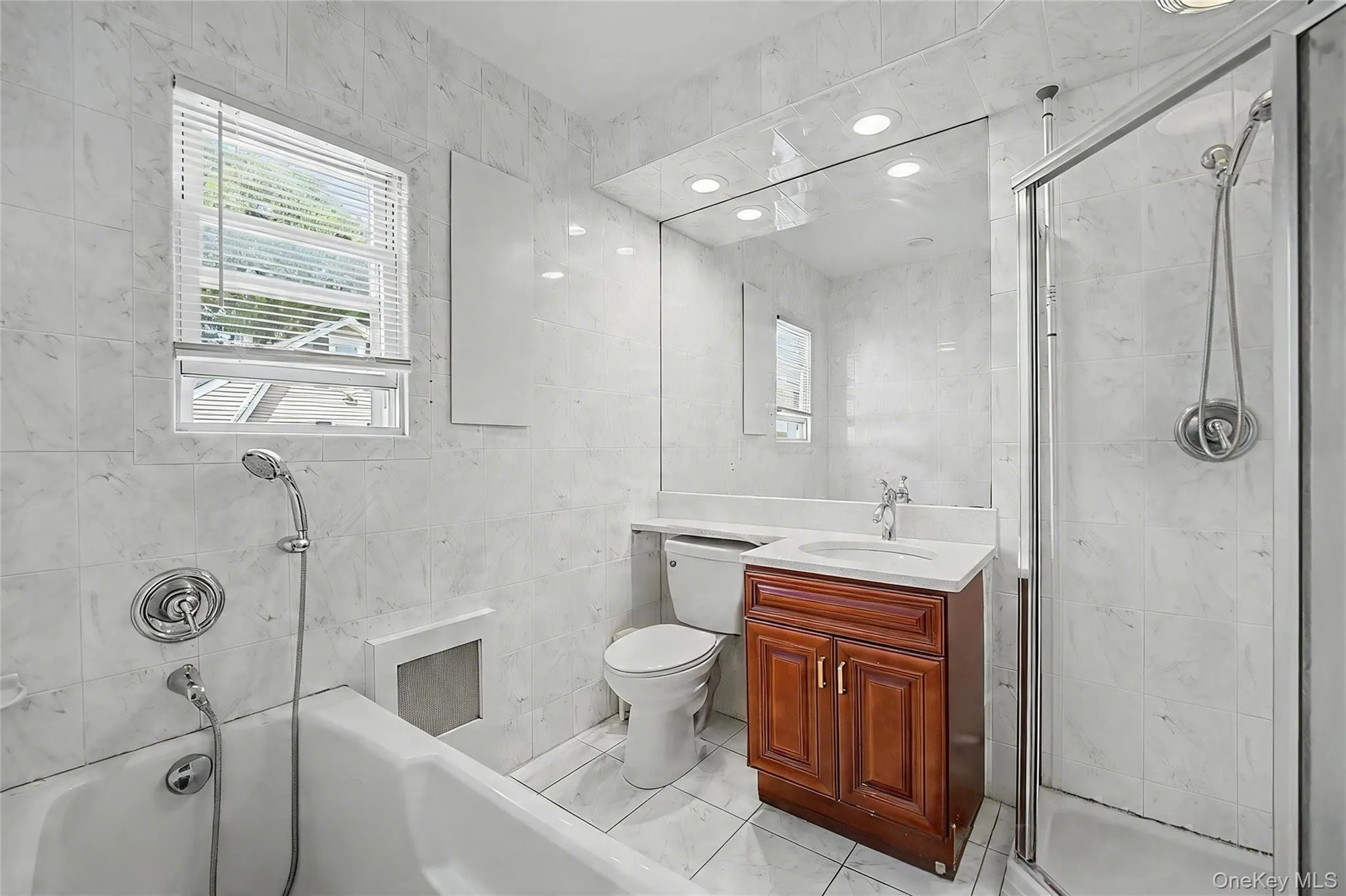 29 Holland Avenue, North Hempstead, NY, 4 Bedrooms Bedrooms, 7 Rooms Rooms,2 BathroomsBathrooms,Residential,For Rent,Holland,0,1037776 29 Holland Avenue, North Hempstead, NY, 4 Bedrooms Bedrooms, 7 Rooms Rooms,2 BathroomsBathrooms,Residential,For Rent,Holland,0,1037776