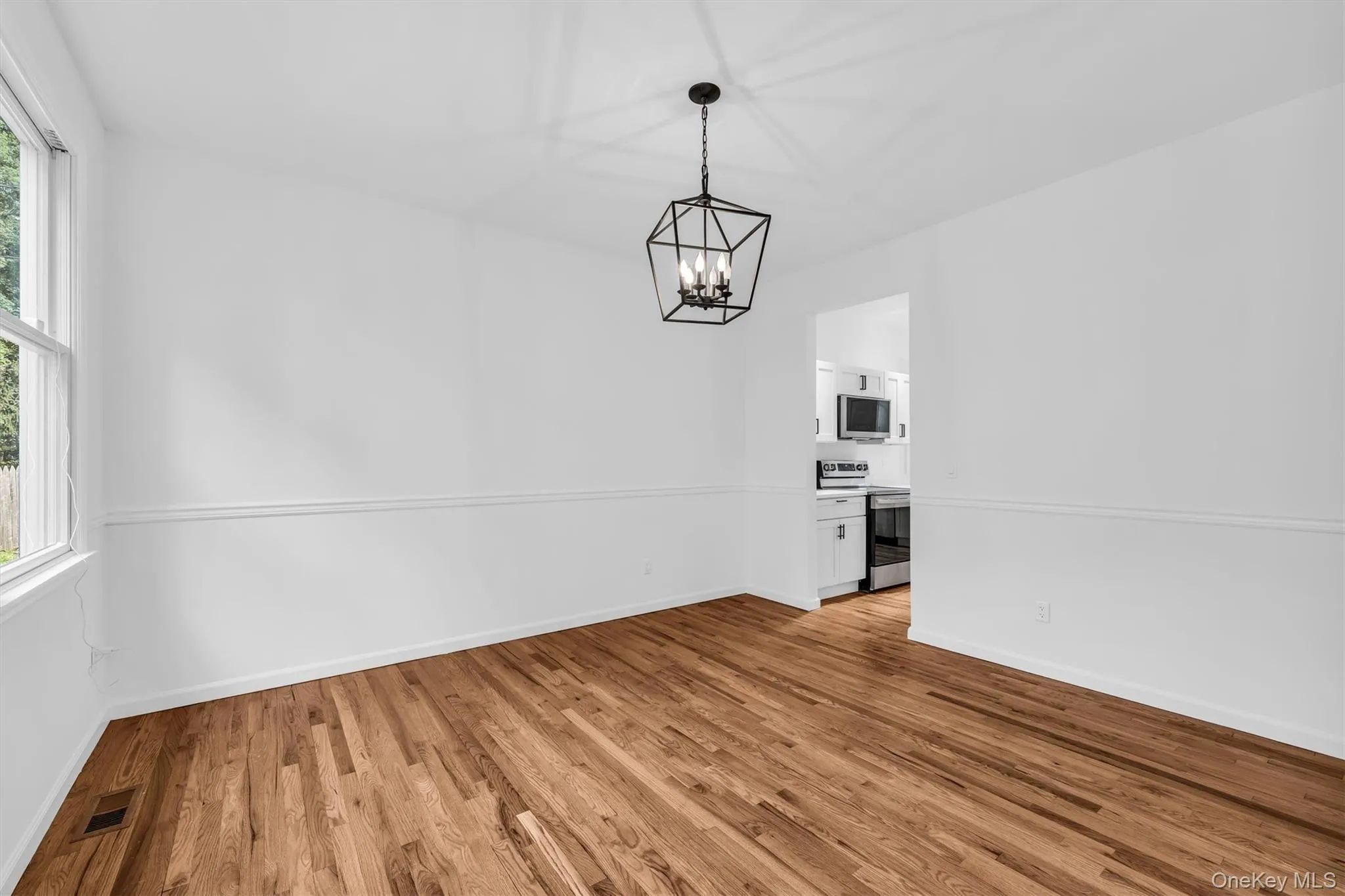 1871 Edwards Avenue, Riverhead, NY, 4 Bedrooms Bedrooms, 8 Rooms Rooms,3 BathroomsBathrooms,Residential,For Rent,Edwards,0,1037778 1871 Edwards Avenue, Riverhead, NY, 4 Bedrooms Bedrooms, 8 Rooms Rooms,3 BathroomsBathrooms,Residential,For Rent,Edwards,0,1037778