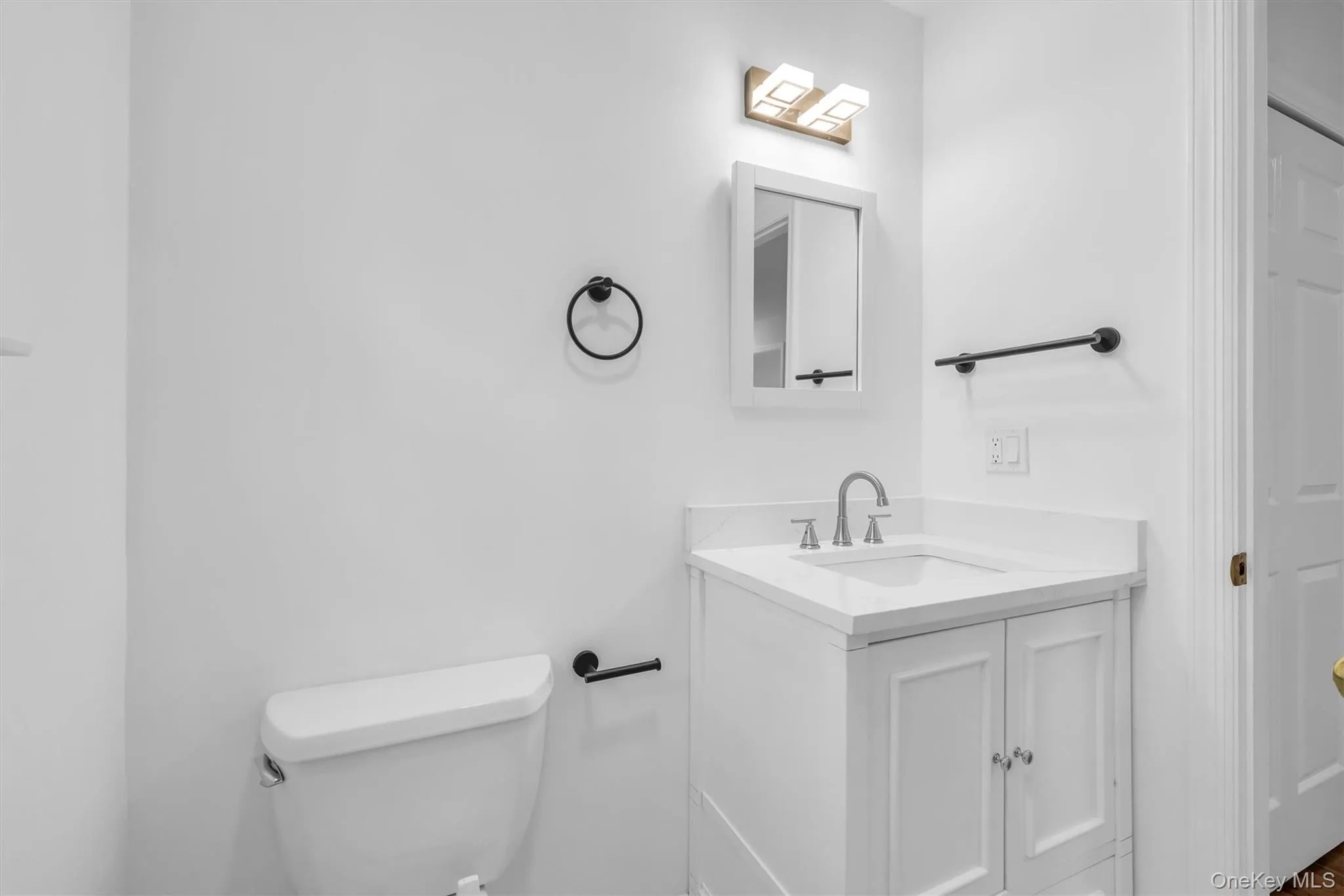 1871 Edwards Avenue, Riverhead, NY, 4 Bedrooms Bedrooms, 8 Rooms Rooms,3 BathroomsBathrooms,Residential,For Rent,Edwards,0,1037778 1871 Edwards Avenue, Riverhead, NY, 4 Bedrooms Bedrooms, 8 Rooms Rooms,3 BathroomsBathrooms,Residential,For Rent,Edwards,0,1037778