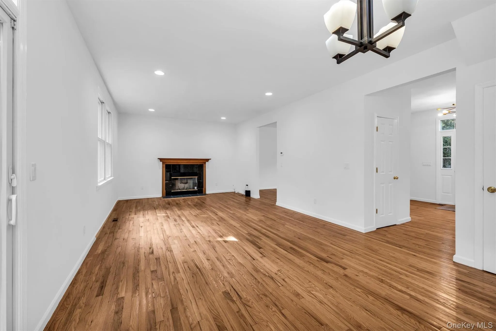 1871 Edwards Avenue, Riverhead, NY, 4 Bedrooms Bedrooms, 8 Rooms Rooms,3 BathroomsBathrooms,Residential,For Rent,Edwards,0,1037778 1871 Edwards Avenue, Riverhead, NY, 4 Bedrooms Bedrooms, 8 Rooms Rooms,3 BathroomsBathrooms,Residential,For Rent,Edwards,0,1037778