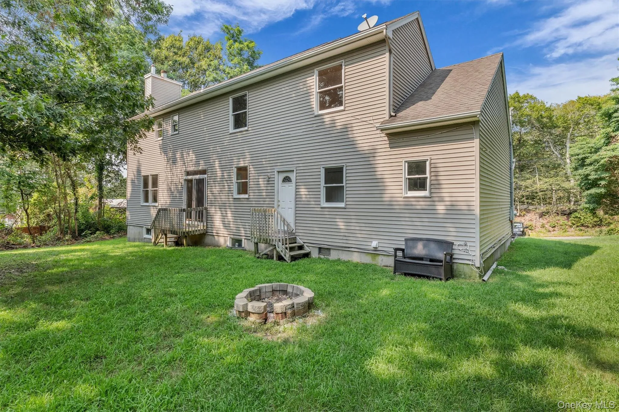 1871 Edwards Avenue, Riverhead, NY, 4 Bedrooms Bedrooms, 8 Rooms Rooms,3 BathroomsBathrooms,Residential,For Rent,Edwards,0,1037778 1871 Edwards Avenue, Riverhead, NY, 4 Bedrooms Bedrooms, 8 Rooms Rooms,3 BathroomsBathrooms,Residential,For Rent,Edwards,0,1037778