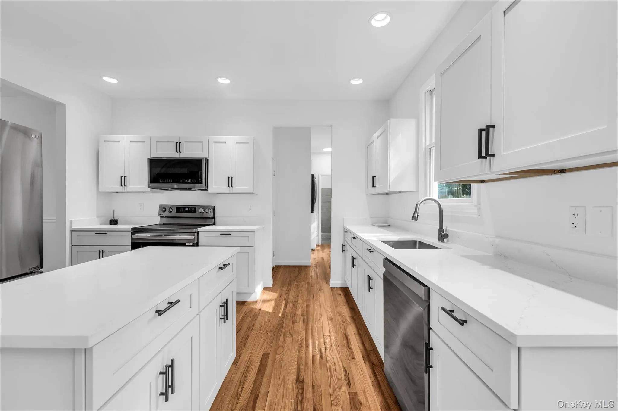 1871 Edwards Avenue, Riverhead, NY, 4 Bedrooms Bedrooms, 8 Rooms Rooms,3 BathroomsBathrooms,Residential,For Rent,Edwards,0,1037778 1871 Edwards Avenue, Riverhead, NY, 4 Bedrooms Bedrooms, 8 Rooms Rooms,3 BathroomsBathrooms,Residential,For Rent,Edwards,0,1037778