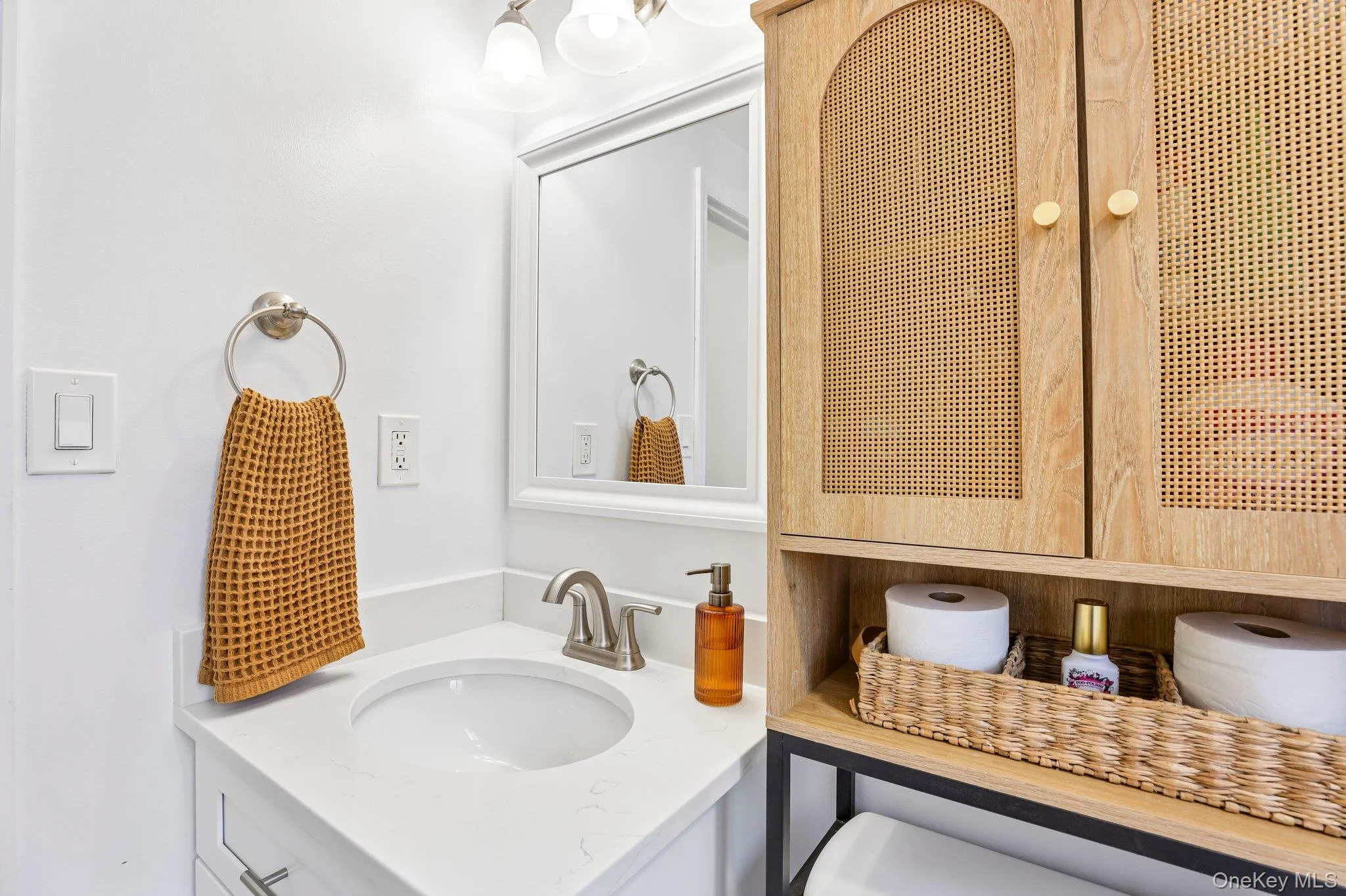 1 Houston Court, Brookhaven, NY, 1 Bedroom Bedrooms, 4 Rooms Rooms,1 BathroomBathrooms,Residential,For Rent,Houston,0,1037785 1 Houston Court, Brookhaven, NY, 1 Bedroom Bedrooms, 4 Rooms Rooms,1 BathroomBathrooms,Residential,For Rent,Houston,0,1037785