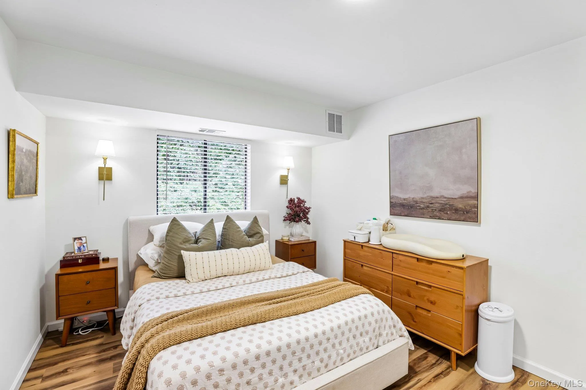 1 Houston Court, Brookhaven, NY, 1 Bedroom Bedrooms, 4 Rooms Rooms,1 BathroomBathrooms,Residential,For Rent,Houston,0,1037785 1 Houston Court, Brookhaven, NY, 1 Bedroom Bedrooms, 4 Rooms Rooms,1 BathroomBathrooms,Residential,For Rent,Houston,0,1037785
