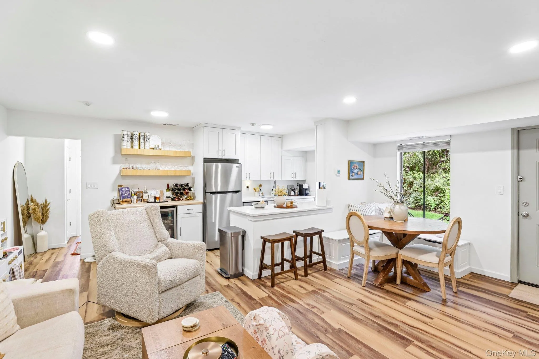 1 Houston Court, Brookhaven, NY, 1 Bedroom Bedrooms, 4 Rooms Rooms,1 BathroomBathrooms,Residential,For Rent,Houston,0,1037785 1 Houston Court, Brookhaven, NY, 1 Bedroom Bedrooms, 4 Rooms Rooms,1 BathroomBathrooms,Residential,For Rent,Houston,0,1037785