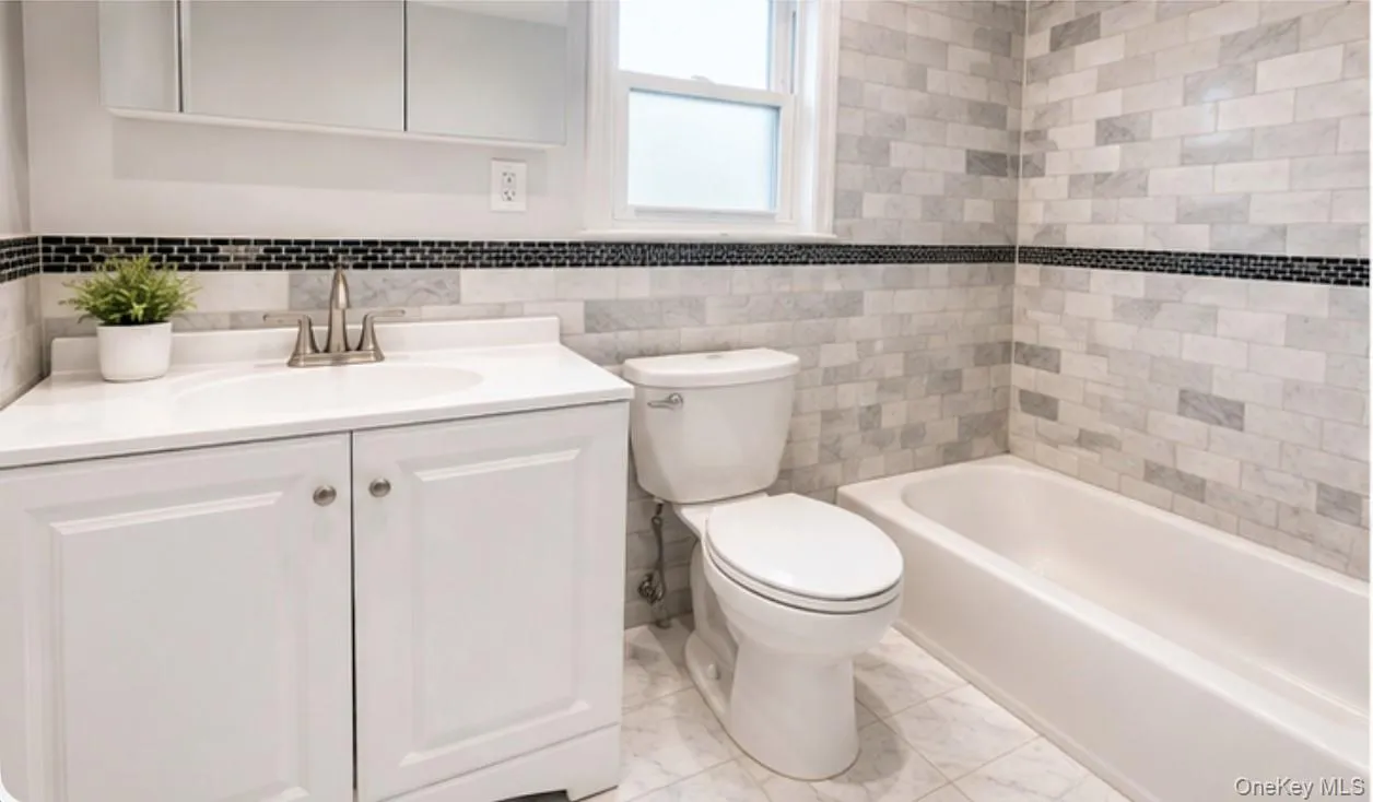 Marble Tiled walls and Floors Marble Tiled walls and Floors