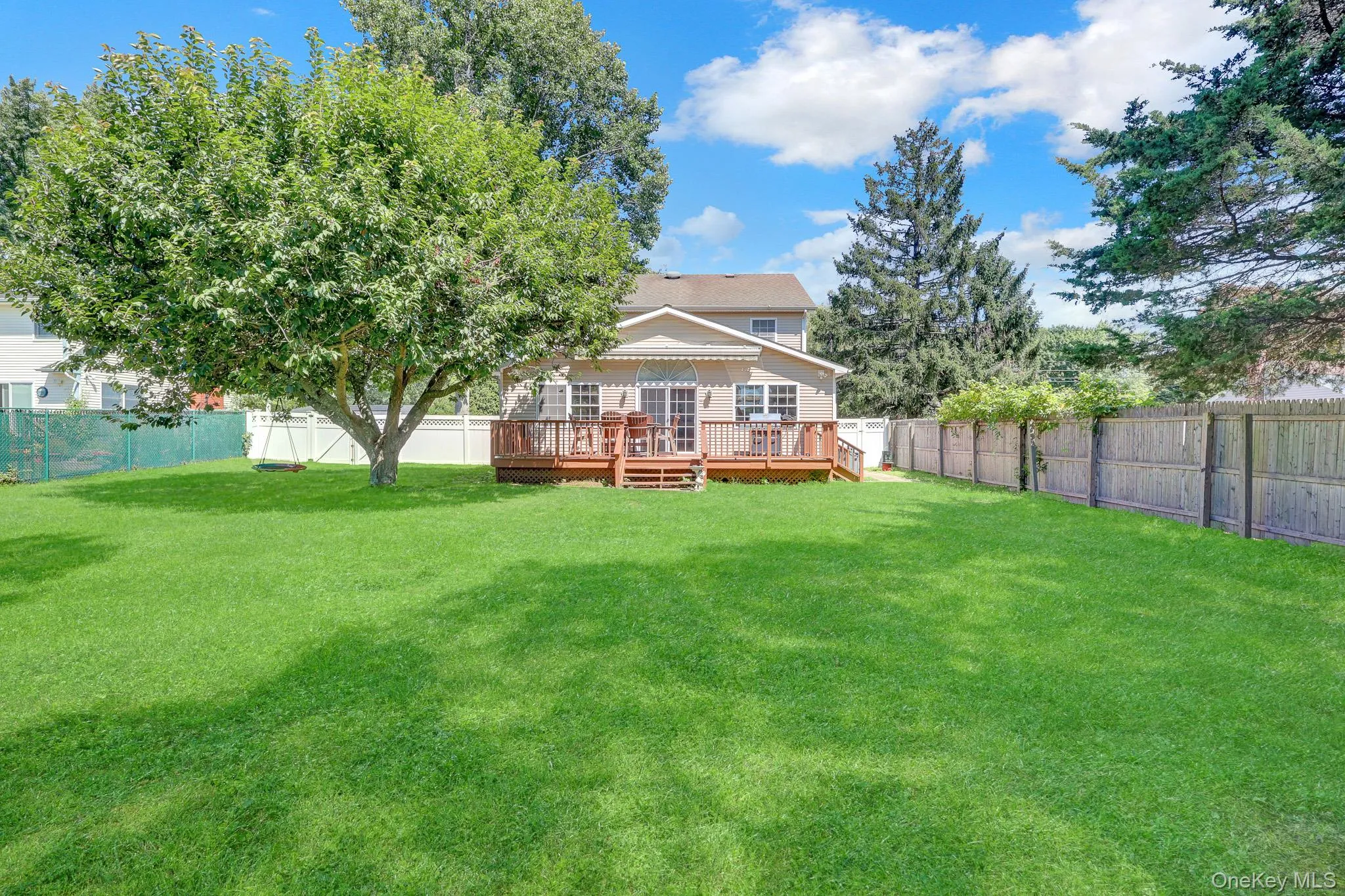 18 Aster Avenue, Brookhaven, NY, 4 Bedrooms Bedrooms, 10 Rooms Rooms,2 BathroomsBathrooms,Residential,For Rent,Aster,0,1037793 18 Aster Avenue, Brookhaven, NY, 4 Bedrooms Bedrooms, 10 Rooms Rooms,2 BathroomsBathrooms,Residential,For Rent,Aster,0,1037793