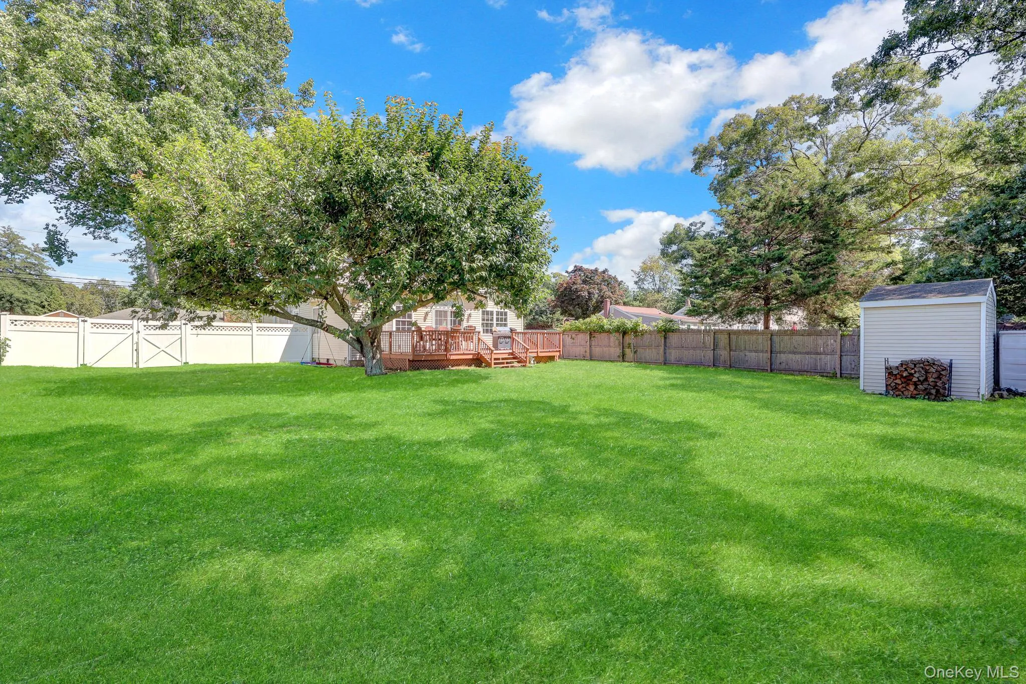 18 Aster Avenue, Brookhaven, NY, 4 Bedrooms Bedrooms, 10 Rooms Rooms,2 BathroomsBathrooms,Residential,For Rent,Aster,0,1037793 18 Aster Avenue, Brookhaven, NY, 4 Bedrooms Bedrooms, 10 Rooms Rooms,2 BathroomsBathrooms,Residential,For Rent,Aster,0,1037793
