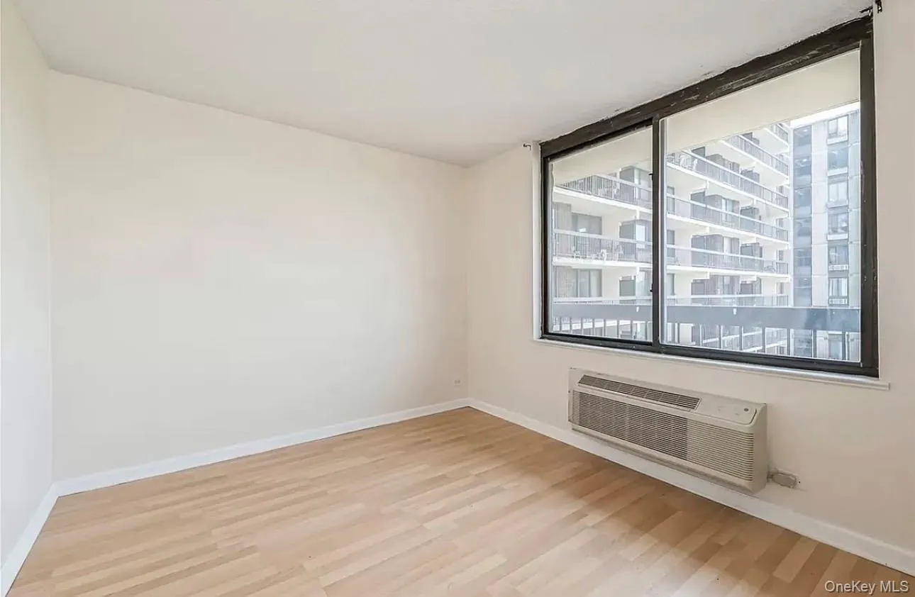 15038 Union Turnpike, New York, NY, 2 Bedrooms Bedrooms, 4 Rooms Rooms,2 BathroomsBathrooms,Residential Lease,For Rent,Union,0,1037796 15038 Union Turnpike, New York, NY, 2 Bedrooms Bedrooms, 4 Rooms Rooms,2 BathroomsBathrooms,Residential Lease,For Rent,Union,0,1037796