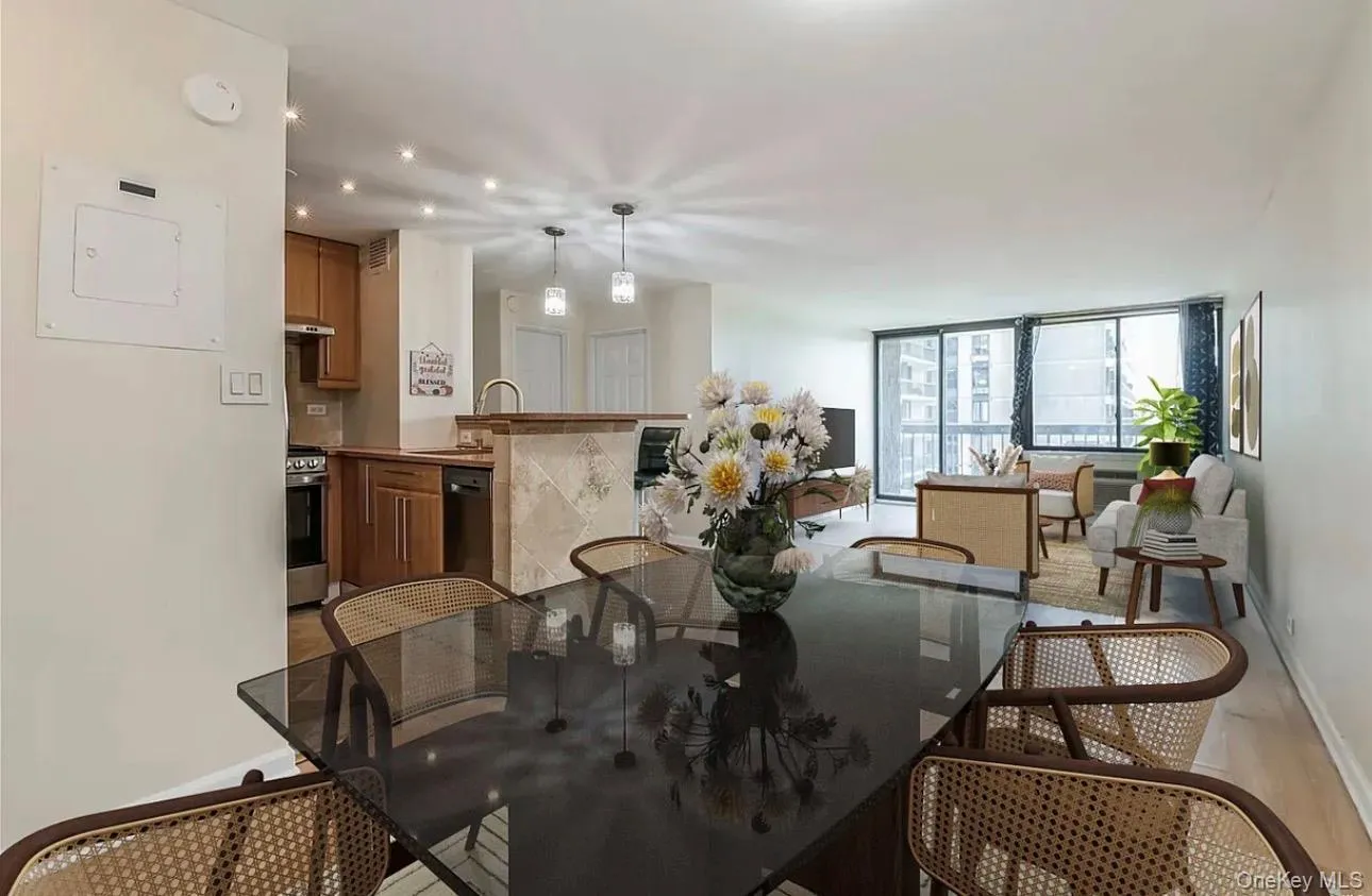 15038 Union Turnpike, New York, NY, 2 Bedrooms Bedrooms, 4 Rooms Rooms,2 BathroomsBathrooms,Residential Lease,For Rent,Union,0,1037796 15038 Union Turnpike, New York, NY, 2 Bedrooms Bedrooms, 4 Rooms Rooms,2 BathroomsBathrooms,Residential Lease,For Rent,Union,0,1037796