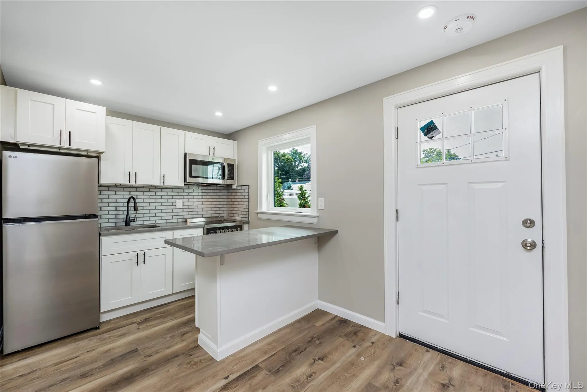 29 Tyler Street, Brookhaven, NY, 1 Bedroom Bedrooms, 2 Rooms Rooms,1 BathroomBathrooms,Residential Lease,For Rent,Tyler,0,1037797 29 Tyler Street, Brookhaven, NY, 1 Bedroom Bedrooms, 2 Rooms Rooms,1 BathroomBathrooms,Residential Lease,For Rent,Tyler,0,1037797