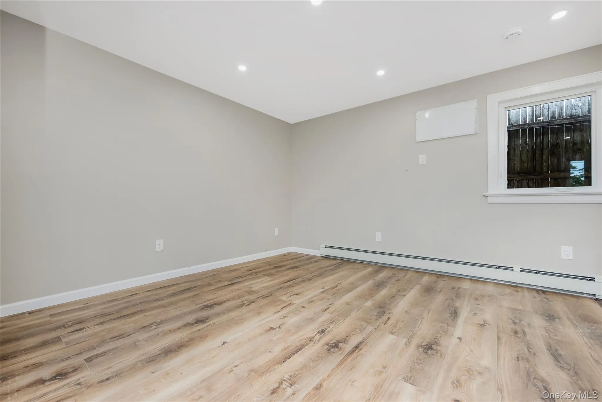 29 Tyler Street, Brookhaven, NY, 1 Bedroom Bedrooms, 2 Rooms Rooms,1 BathroomBathrooms,Residential Lease,For Rent,Tyler,0,1037797 29 Tyler Street, Brookhaven, NY, 1 Bedroom Bedrooms, 2 Rooms Rooms,1 BathroomBathrooms,Residential Lease,For Rent,Tyler,0,1037797