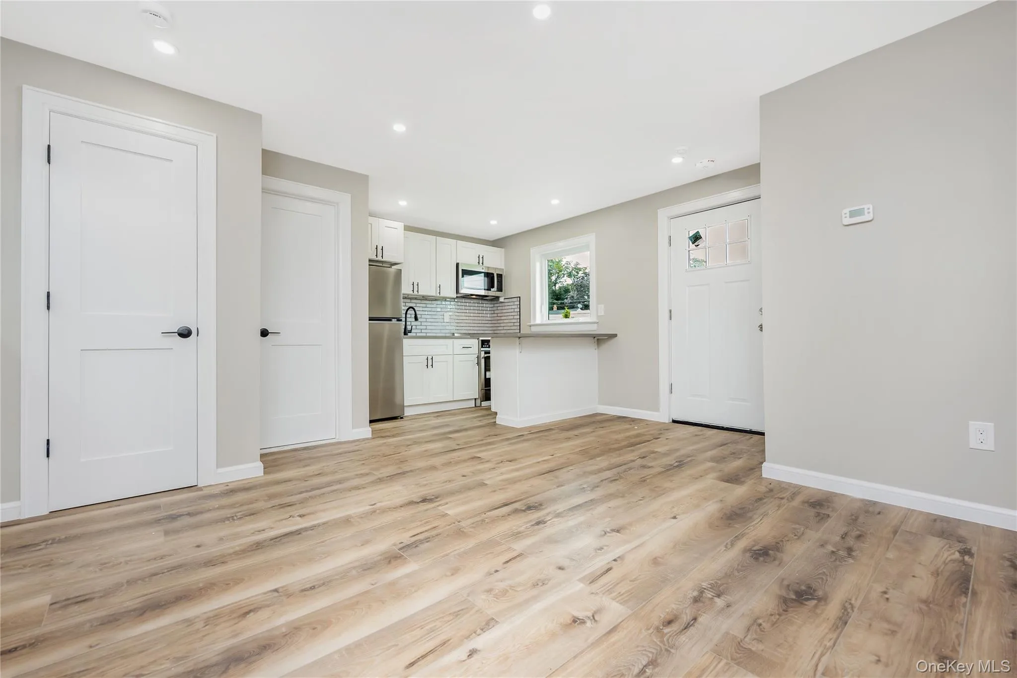 29 Tyler Street, Brookhaven, NY, 1 Bedroom Bedrooms, 2 Rooms Rooms,1 BathroomBathrooms,Residential Lease,For Rent,Tyler,0,1037797 29 Tyler Street, Brookhaven, NY, 1 Bedroom Bedrooms, 2 Rooms Rooms,1 BathroomBathrooms,Residential Lease,For Rent,Tyler,0,1037797
