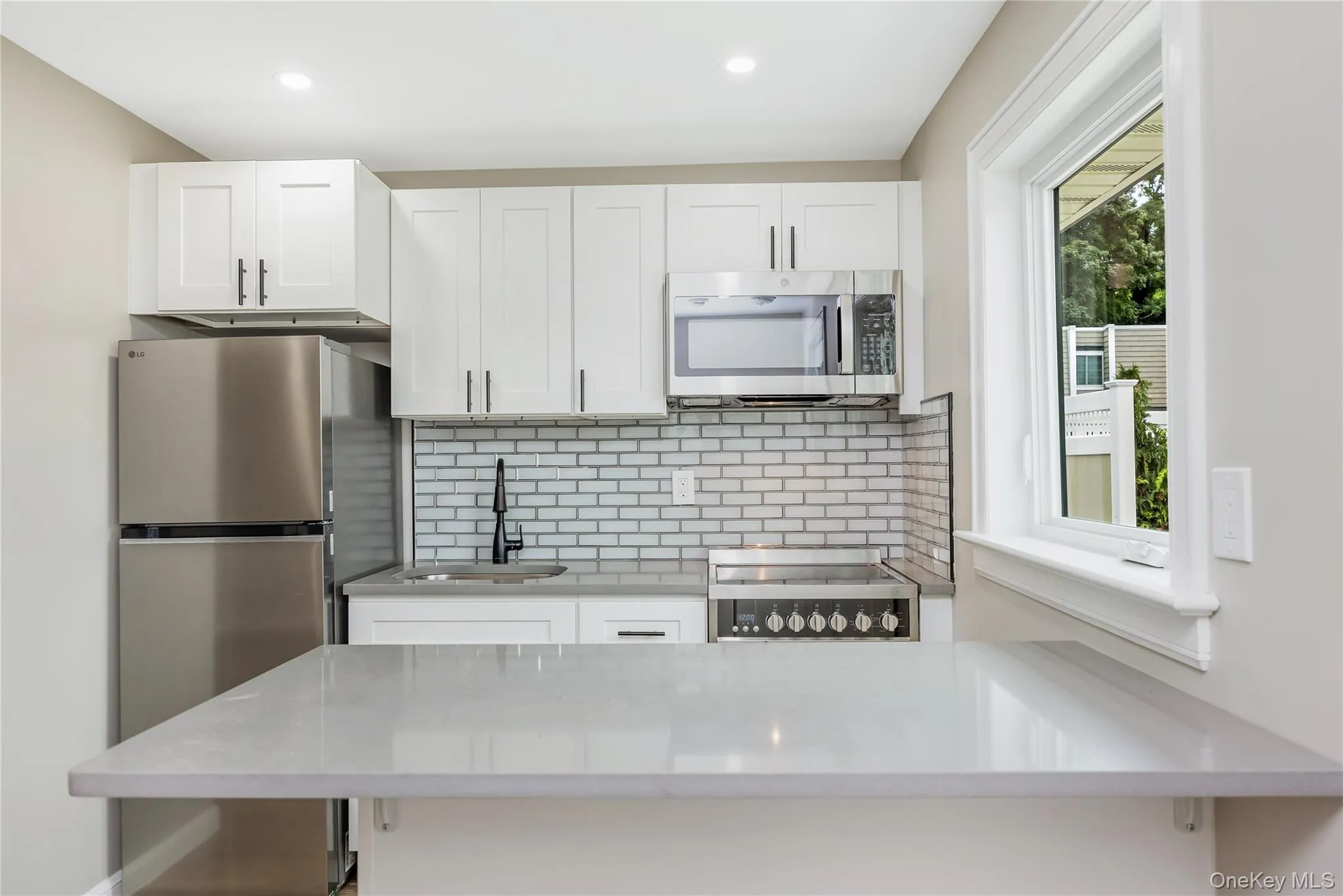 29 Tyler Street, Brookhaven, NY, 1 Bedroom Bedrooms, 2 Rooms Rooms,1 BathroomBathrooms,Residential Lease,For Rent,Tyler,0,1037797 29 Tyler Street, Brookhaven, NY, 1 Bedroom Bedrooms, 2 Rooms Rooms,1 BathroomBathrooms,Residential Lease,For Rent,Tyler,0,1037797