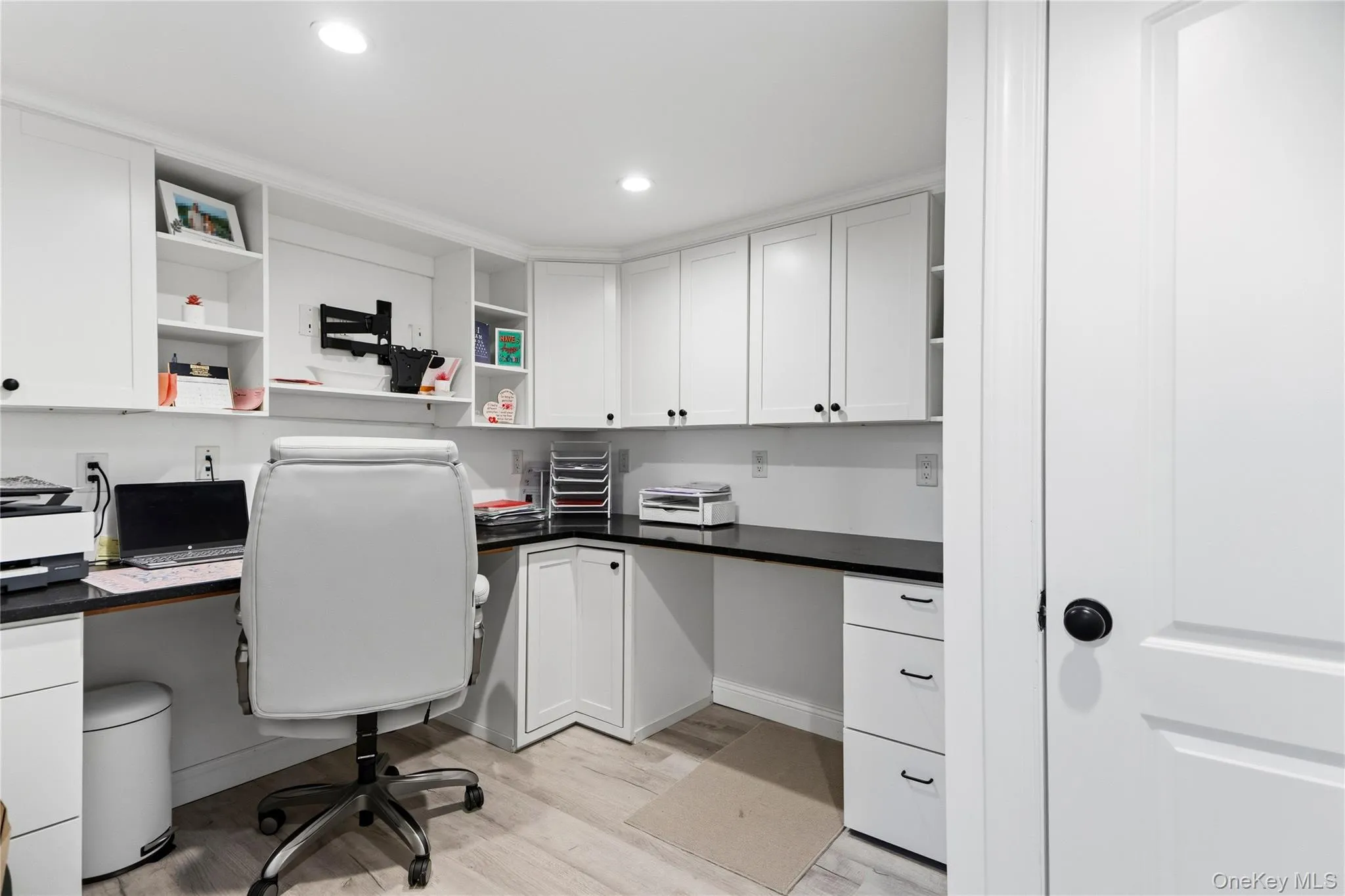 808 Fire Island Avenue, Islip, NY, 2 Bedrooms Bedrooms, 8 Rooms Rooms,2 BathroomsBathrooms,Residential,For Rent,Fire Island,0,1037799 808 Fire Island Avenue, Islip, NY, 2 Bedrooms Bedrooms, 8 Rooms Rooms,2 BathroomsBathrooms,Residential,For Rent,Fire Island,0,1037799