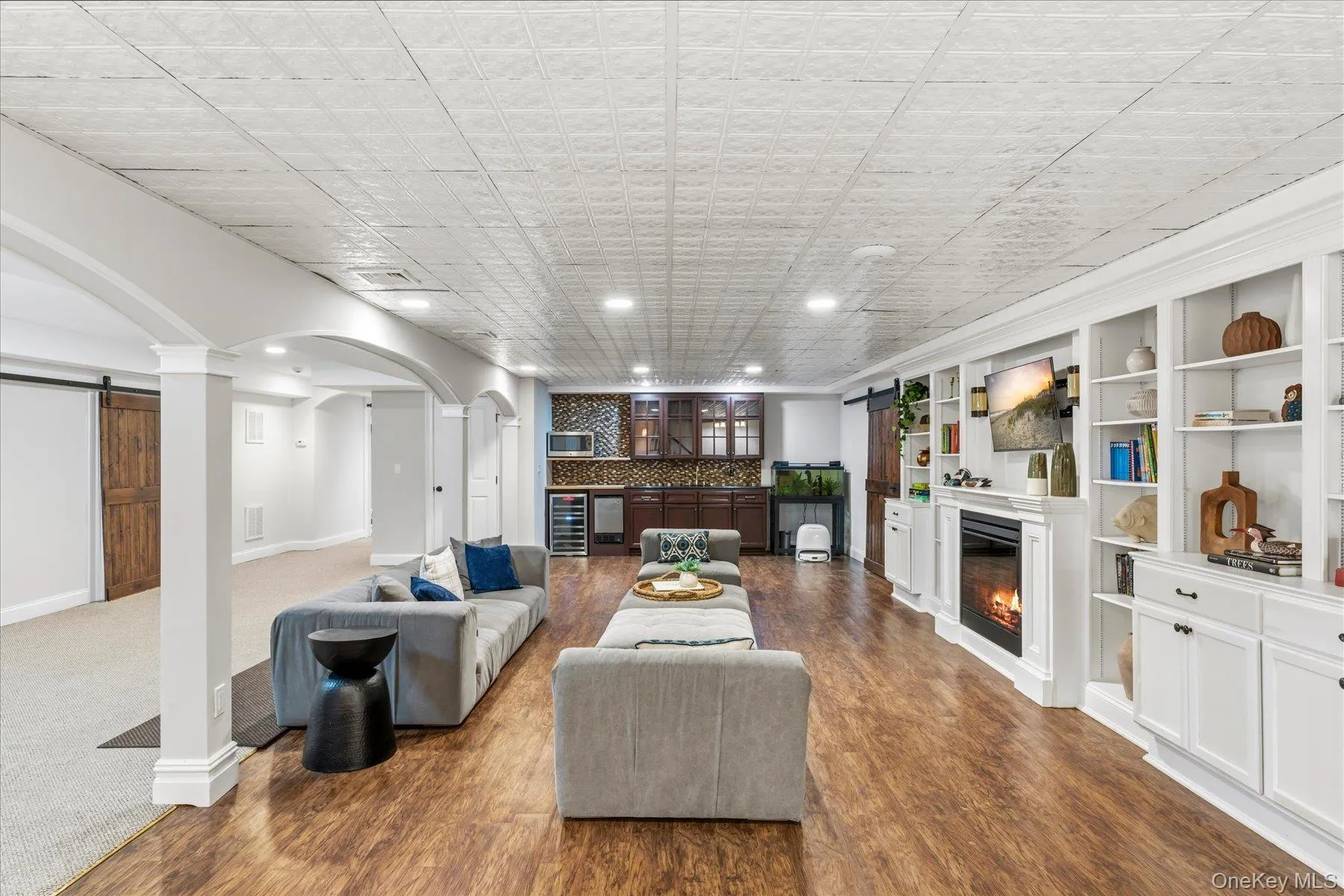 3 Spring Bay Lane, Huntington, NY, 6 Bedrooms Bedrooms, 15 Rooms Rooms,6 BathroomsBathrooms,Residential,For Rent,Spring Bay,0,1037801 3 Spring Bay Lane, Huntington, NY, 6 Bedrooms Bedrooms, 15 Rooms Rooms,6 BathroomsBathrooms,Residential,For Rent,Spring Bay,0,1037801