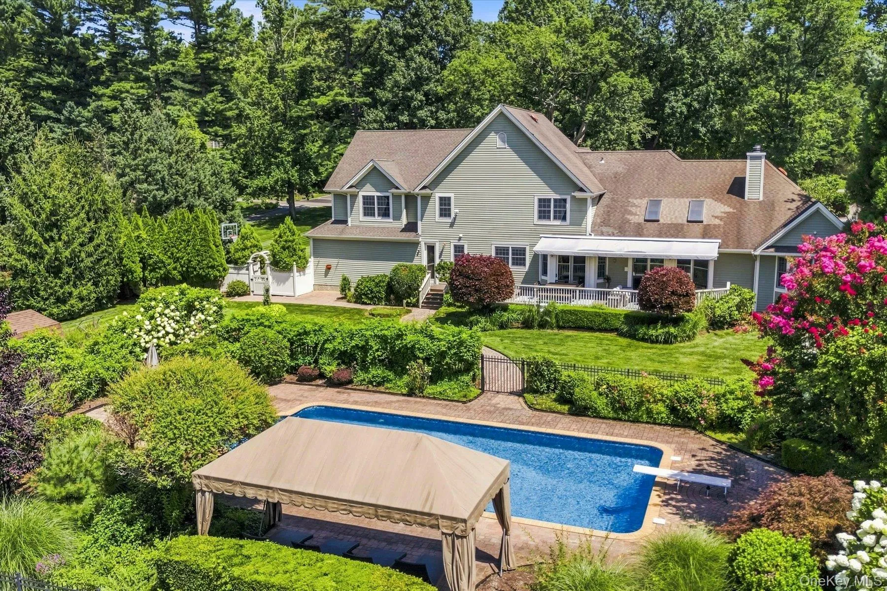 3 Spring Bay Lane, Huntington, NY, 6 Bedrooms Bedrooms, 15 Rooms Rooms,6 BathroomsBathrooms,Residential,For Rent,Spring Bay,0,1037801 3 Spring Bay Lane, Huntington, NY, 6 Bedrooms Bedrooms, 15 Rooms Rooms,6 BathroomsBathrooms,Residential,For Rent,Spring Bay,0,1037801