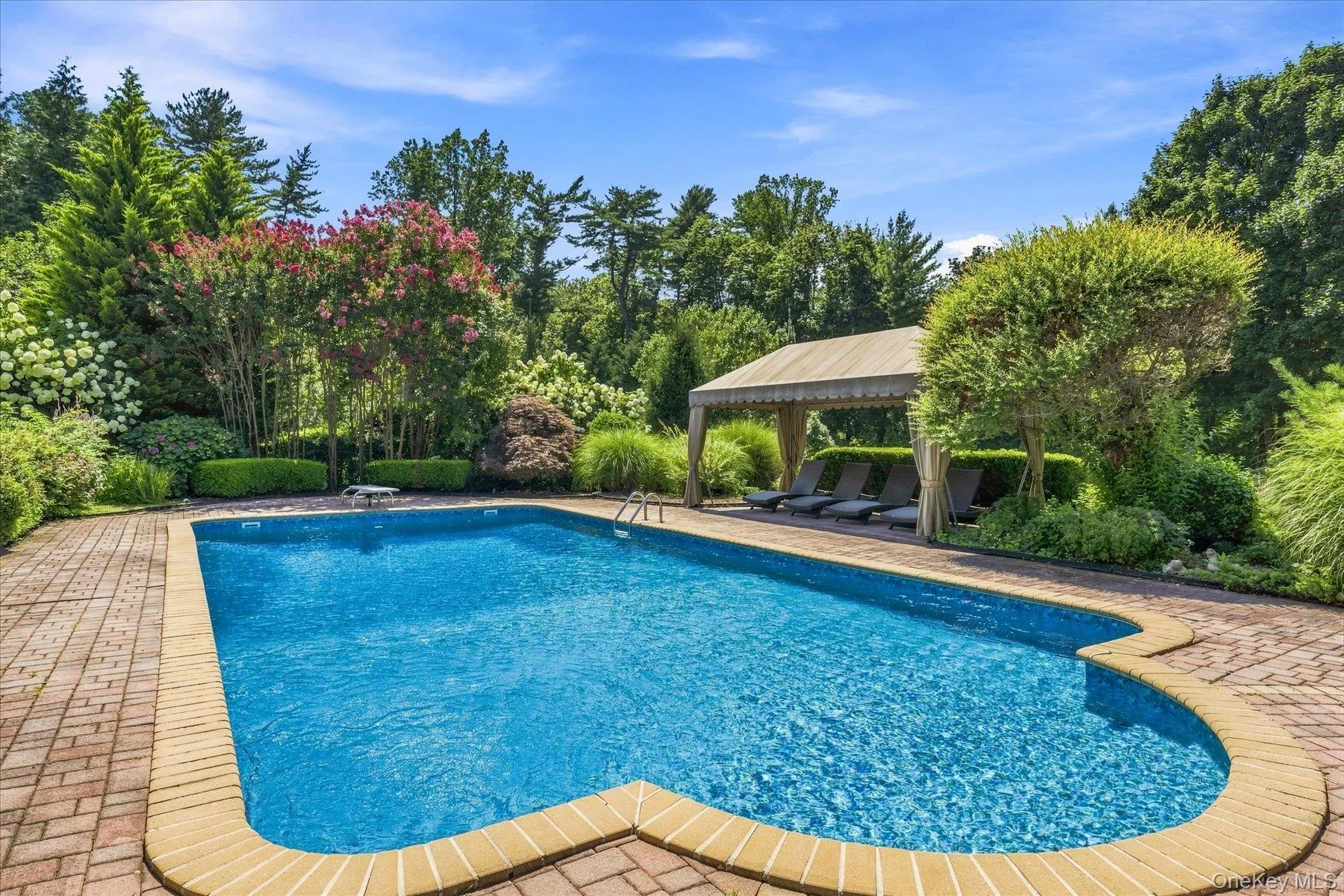3 Spring Bay Lane, Huntington, NY, 6 Bedrooms Bedrooms, 15 Rooms Rooms,6 BathroomsBathrooms,Residential,For Rent,Spring Bay,0,1037801 3 Spring Bay Lane, Huntington, NY, 6 Bedrooms Bedrooms, 15 Rooms Rooms,6 BathroomsBathrooms,Residential,For Rent,Spring Bay,0,1037801