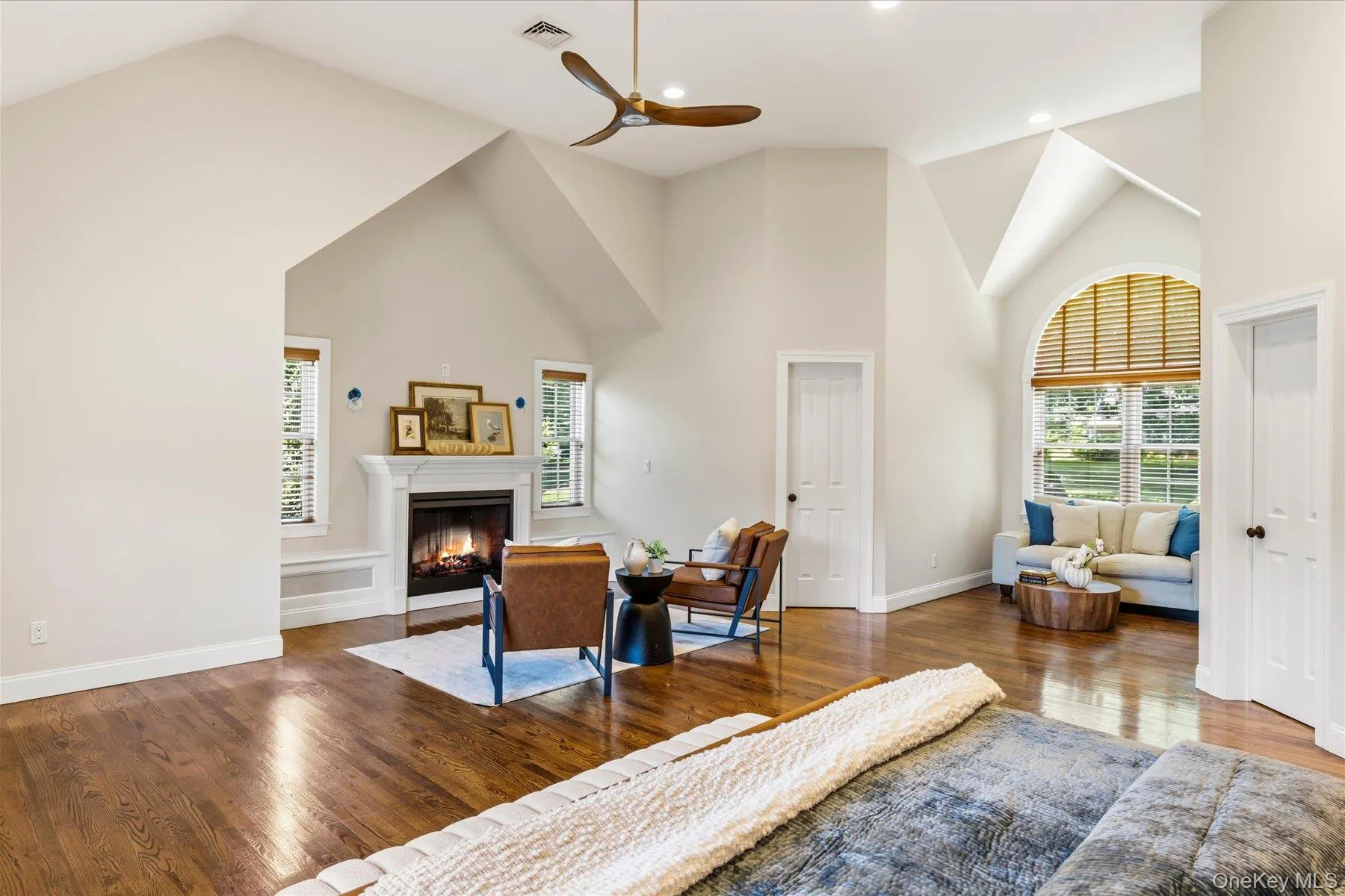 3 Spring Bay Lane, Huntington, NY, 6 Bedrooms Bedrooms, 15 Rooms Rooms,6 BathroomsBathrooms,Residential,For Rent,Spring Bay,0,1037801 3 Spring Bay Lane, Huntington, NY, 6 Bedrooms Bedrooms, 15 Rooms Rooms,6 BathroomsBathrooms,Residential,For Rent,Spring Bay,0,1037801
