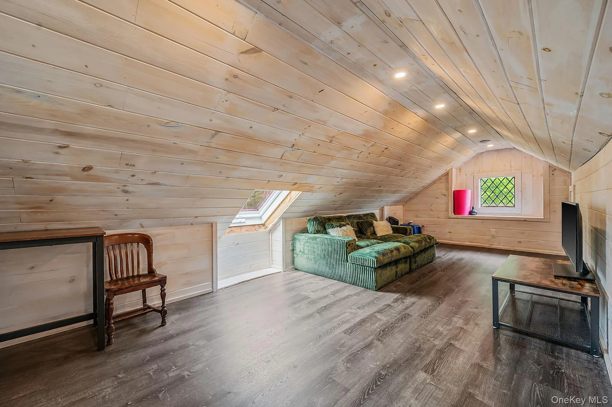 6 New York Avenue, Brookhaven, NY, 4 Bedrooms Bedrooms, 8 Rooms Rooms,2 BathroomsBathrooms,Residential,For Rent,New York,0,1037806 6 New York Avenue, Brookhaven, NY, 4 Bedrooms Bedrooms, 8 Rooms Rooms,2 BathroomsBathrooms,Residential,For Rent,New York,0,1037806
