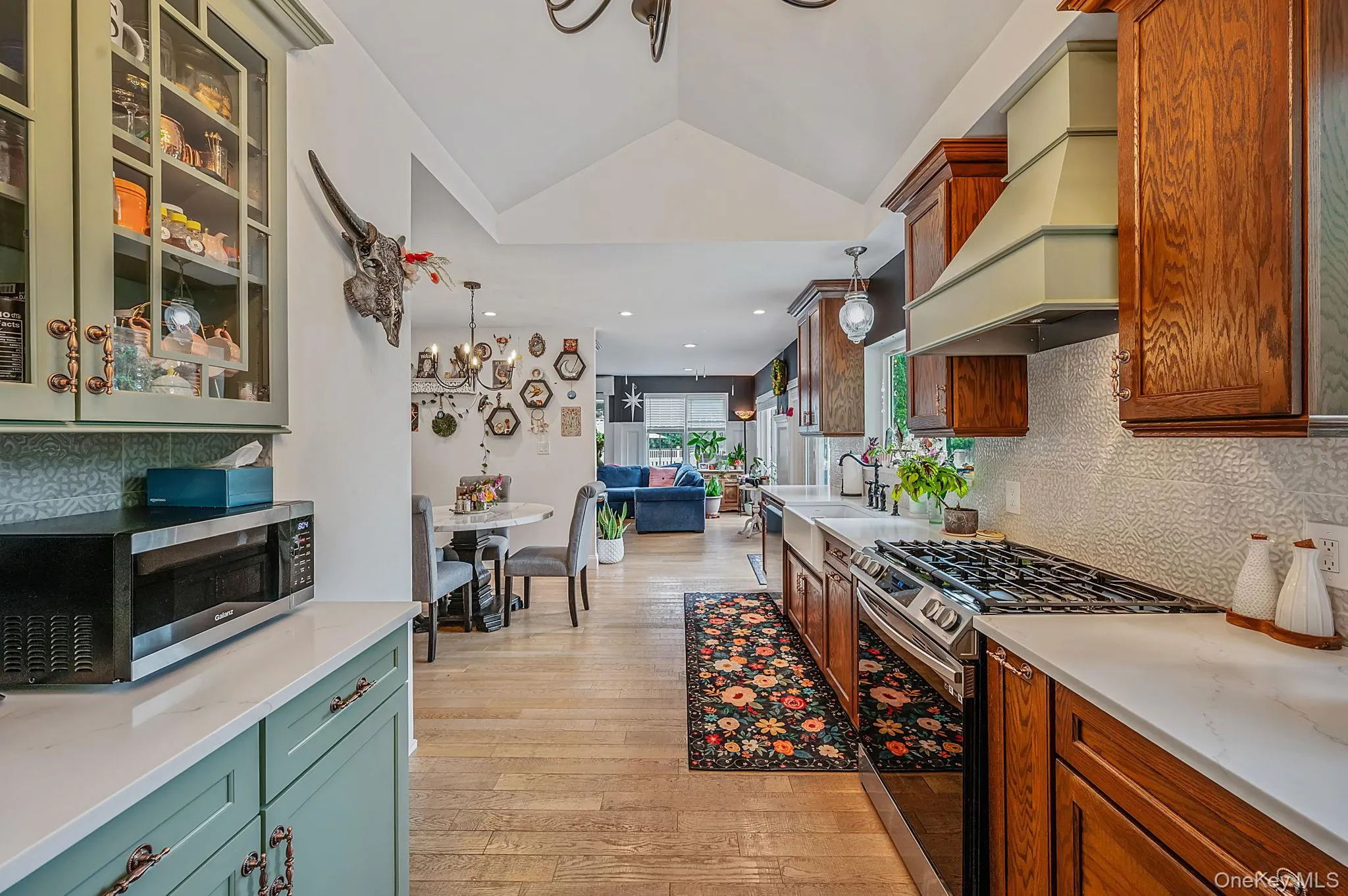 6 New York Avenue, Brookhaven, NY, 4 Bedrooms Bedrooms, 8 Rooms Rooms,2 BathroomsBathrooms,Residential,For Rent,New York,0,1037806 6 New York Avenue, Brookhaven, NY, 4 Bedrooms Bedrooms, 8 Rooms Rooms,2 BathroomsBathrooms,Residential,For Rent,New York,0,1037806