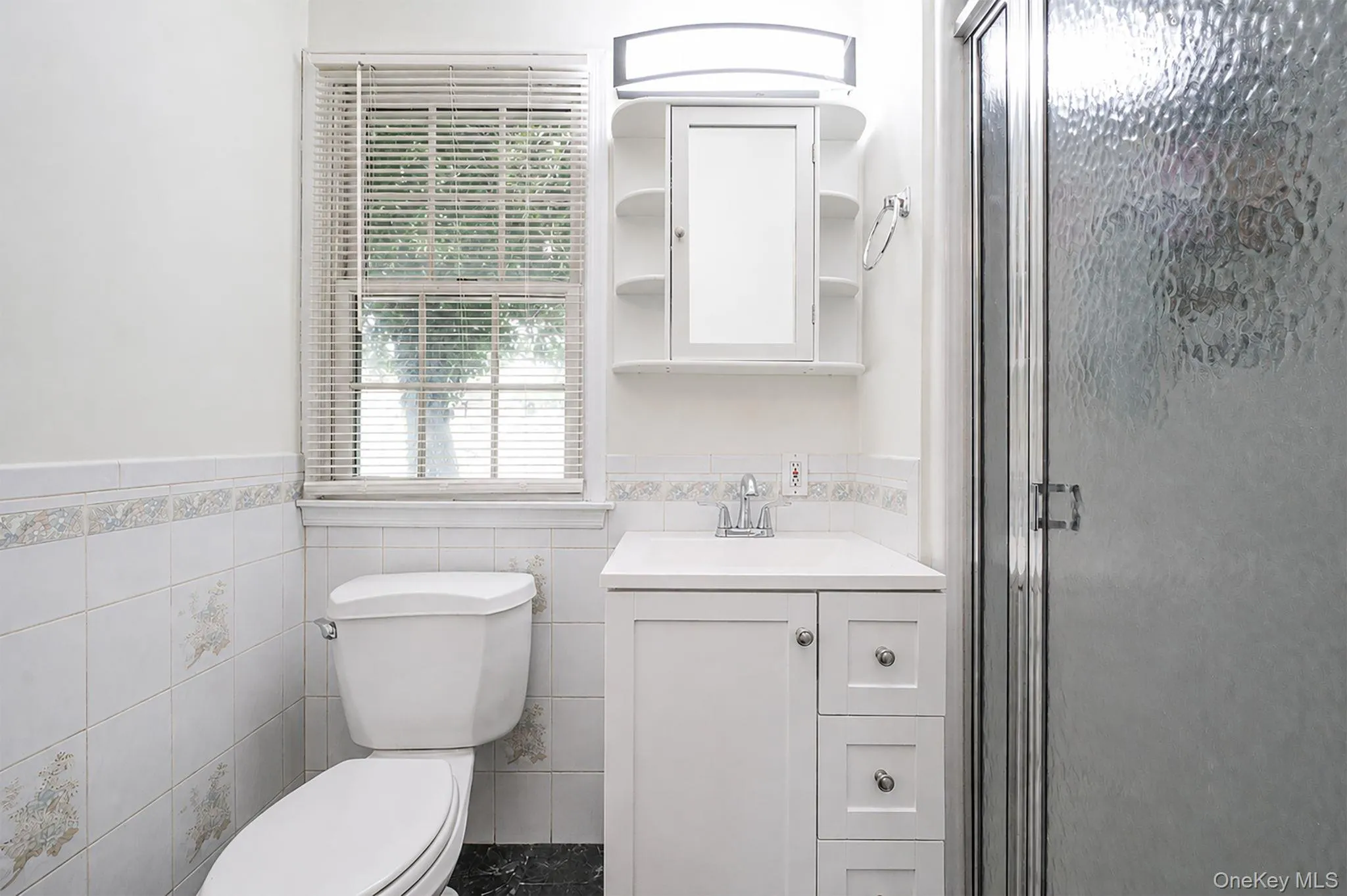 6 New York Avenue, Brookhaven, NY, 4 Bedrooms Bedrooms, 8 Rooms Rooms,2 BathroomsBathrooms,Residential,For Rent,New York,0,1037806 6 New York Avenue, Brookhaven, NY, 4 Bedrooms Bedrooms, 8 Rooms Rooms,2 BathroomsBathrooms,Residential,For Rent,New York,0,1037806