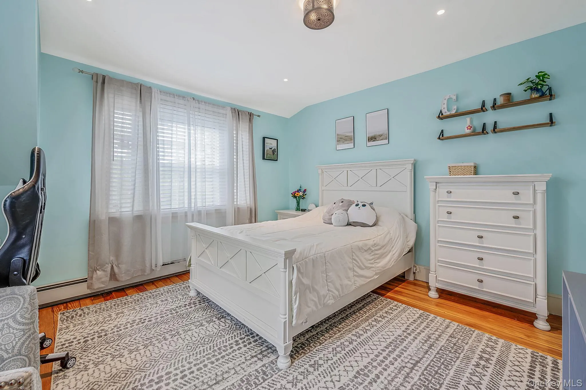6 New York Avenue, Brookhaven, NY, 4 Bedrooms Bedrooms, 8 Rooms Rooms,2 BathroomsBathrooms,Residential,For Rent,New York,0,1037806 6 New York Avenue, Brookhaven, NY, 4 Bedrooms Bedrooms, 8 Rooms Rooms,2 BathroomsBathrooms,Residential,For Rent,New York,0,1037806