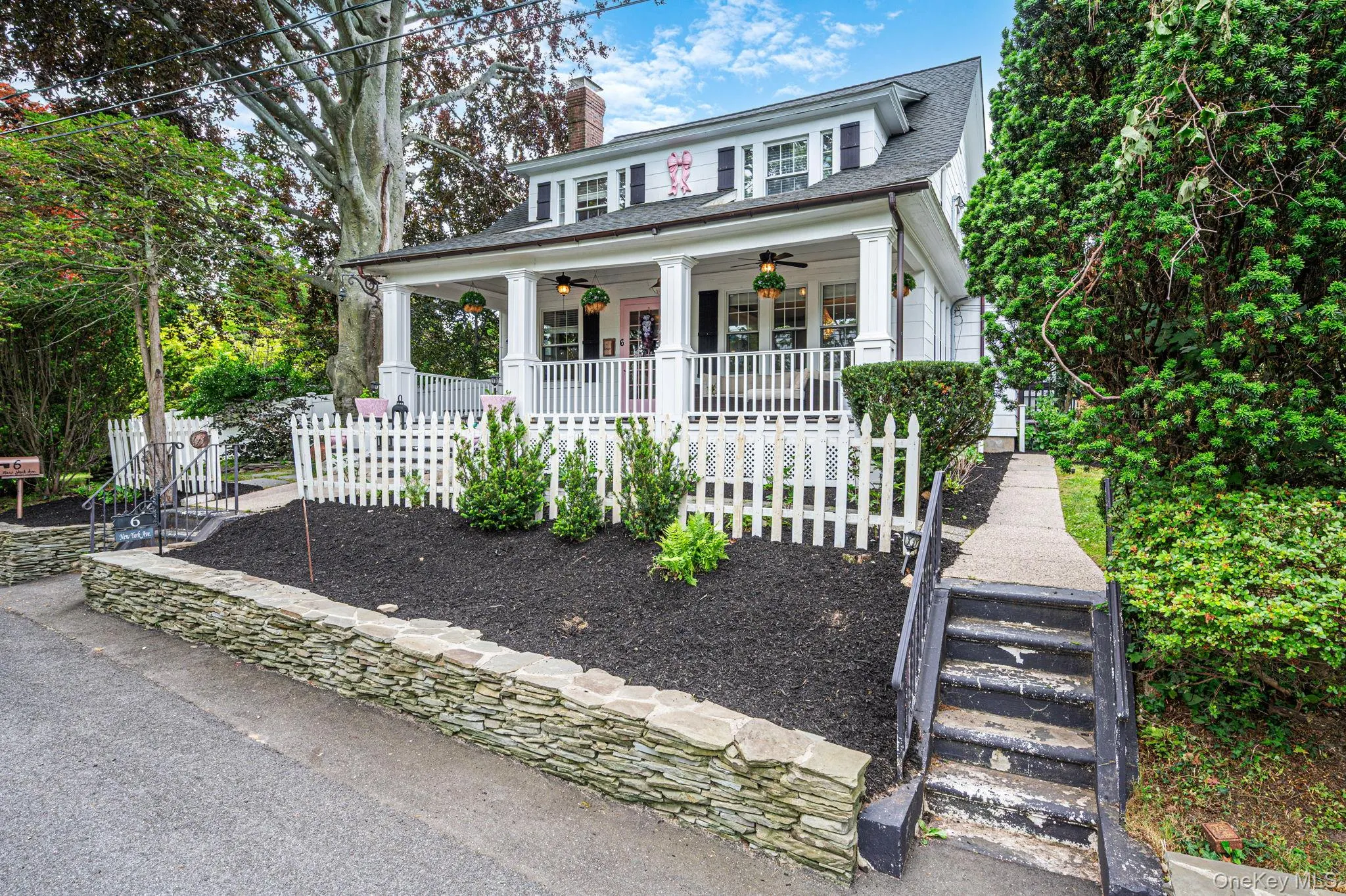 6 New York Avenue, Brookhaven, NY, 4 Bedrooms Bedrooms, 8 Rooms Rooms,2 BathroomsBathrooms,Residential,For Rent,New York,0,1037806 6 New York Avenue, Brookhaven, NY, 4 Bedrooms Bedrooms, 8 Rooms Rooms,2 BathroomsBathrooms,Residential,For Rent,New York,0,1037806
