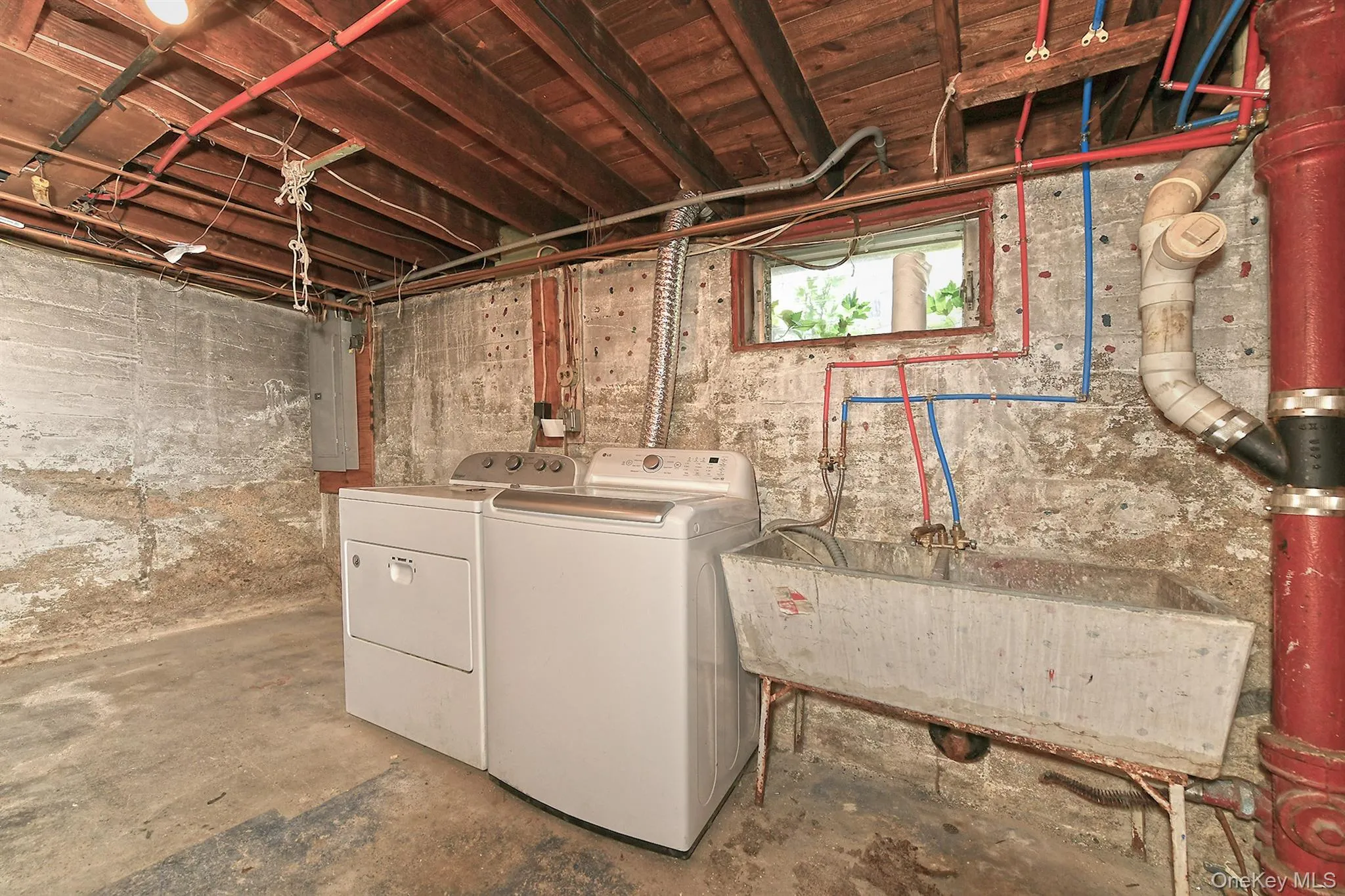 3679 Lark Street, Hempstead, NY, 5 Bedrooms Bedrooms, 13 Rooms Rooms,2 BathroomsBathrooms,Residential,For Rent,Lark,0,1037807 3679 Lark Street, Hempstead, NY, 5 Bedrooms Bedrooms, 13 Rooms Rooms,2 BathroomsBathrooms,Residential,For Rent,Lark,0,1037807