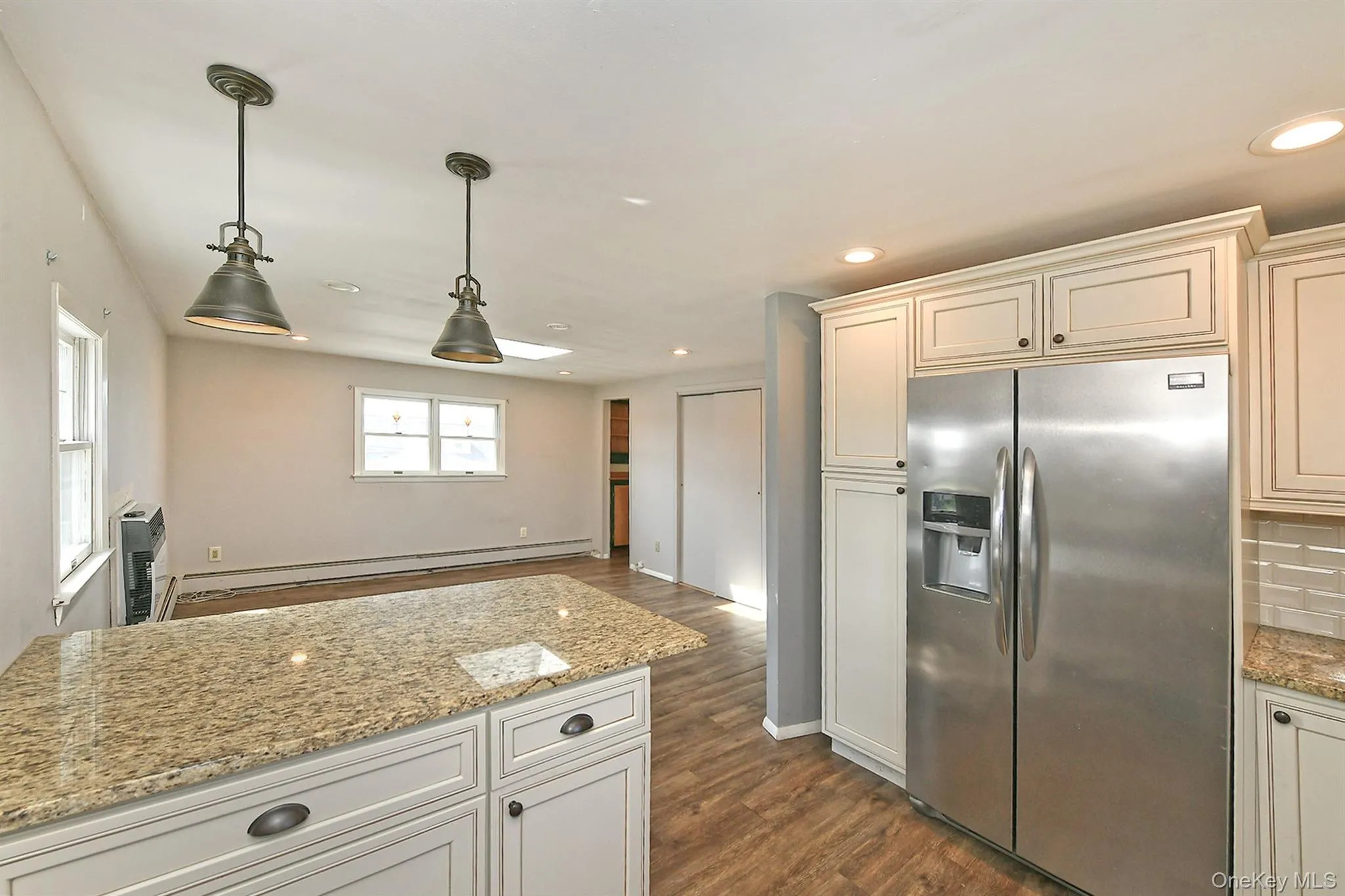 3679 Lark Street, Hempstead, NY, 5 Bedrooms Bedrooms, 13 Rooms Rooms,2 BathroomsBathrooms,Residential,For Rent,Lark,0,1037807 3679 Lark Street, Hempstead, NY, 5 Bedrooms Bedrooms, 13 Rooms Rooms,2 BathroomsBathrooms,Residential,For Rent,Lark,0,1037807