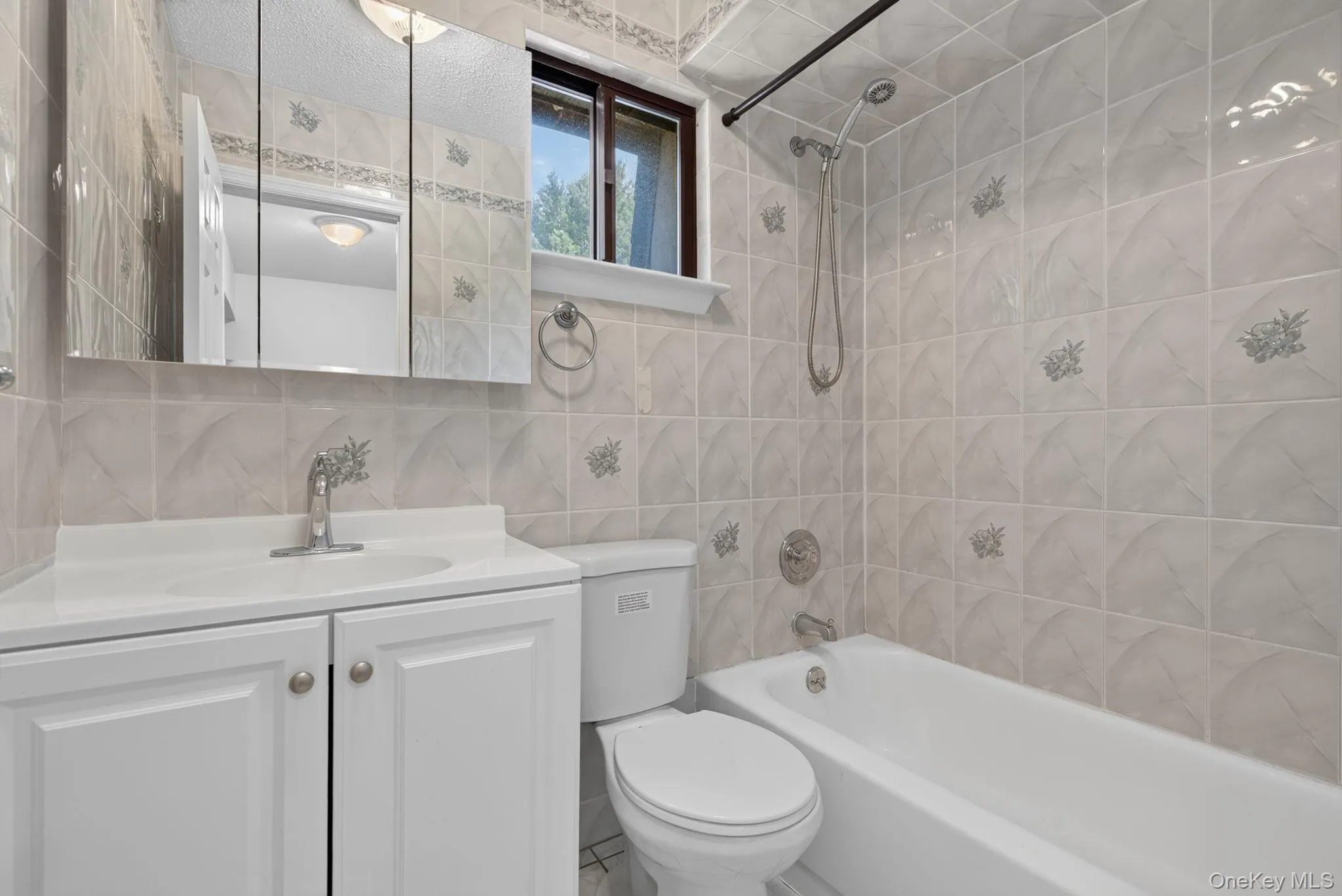 1802 Cherry Hill Drive, Poughkeepsie, NY, 1 Bedroom Bedrooms, 3 Rooms Rooms,1 BathroomBathrooms,Residential,For Rent,Cherry Hill,0,1037808 1802 Cherry Hill Drive, Poughkeepsie, NY, 1 Bedroom Bedrooms, 3 Rooms Rooms,1 BathroomBathrooms,Residential,For Rent,Cherry Hill,0,1037808