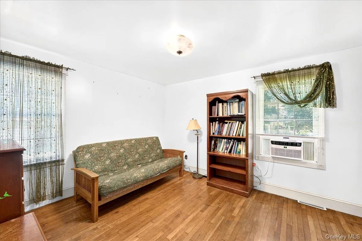 35 Biltmore Drive, Brookhaven, NY, 2 Bedrooms Bedrooms, 5 Rooms Rooms,1 BathroomBathrooms,Residential,For Rent,Biltmore,0,1037810 35 Biltmore Drive, Brookhaven, NY, 2 Bedrooms Bedrooms, 5 Rooms Rooms,1 BathroomBathrooms,Residential,For Rent,Biltmore,0,1037810