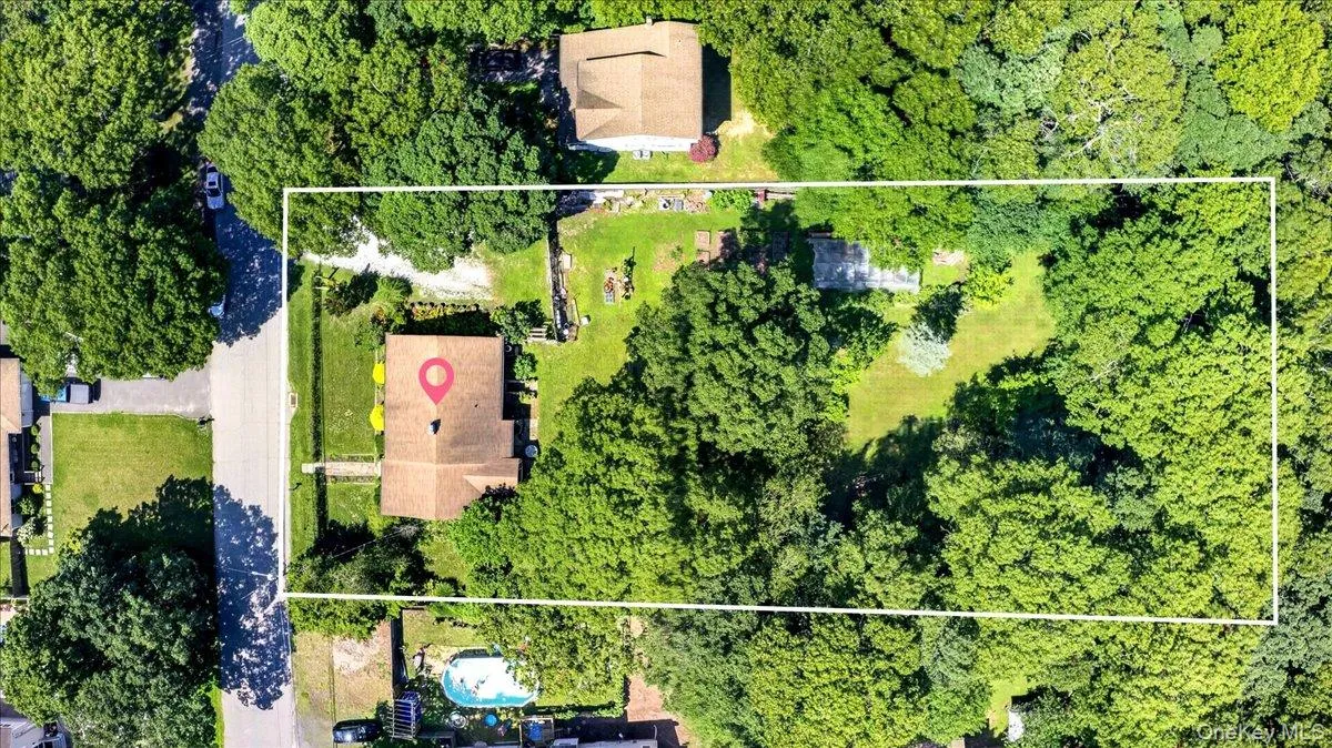 35 Biltmore Drive, Brookhaven, NY, 2 Bedrooms Bedrooms, 5 Rooms Rooms,1 BathroomBathrooms,Residential,For Rent,Biltmore,0,1037810 35 Biltmore Drive, Brookhaven, NY, 2 Bedrooms Bedrooms, 5 Rooms Rooms,1 BathroomBathrooms,Residential,For Rent,Biltmore,0,1037810
