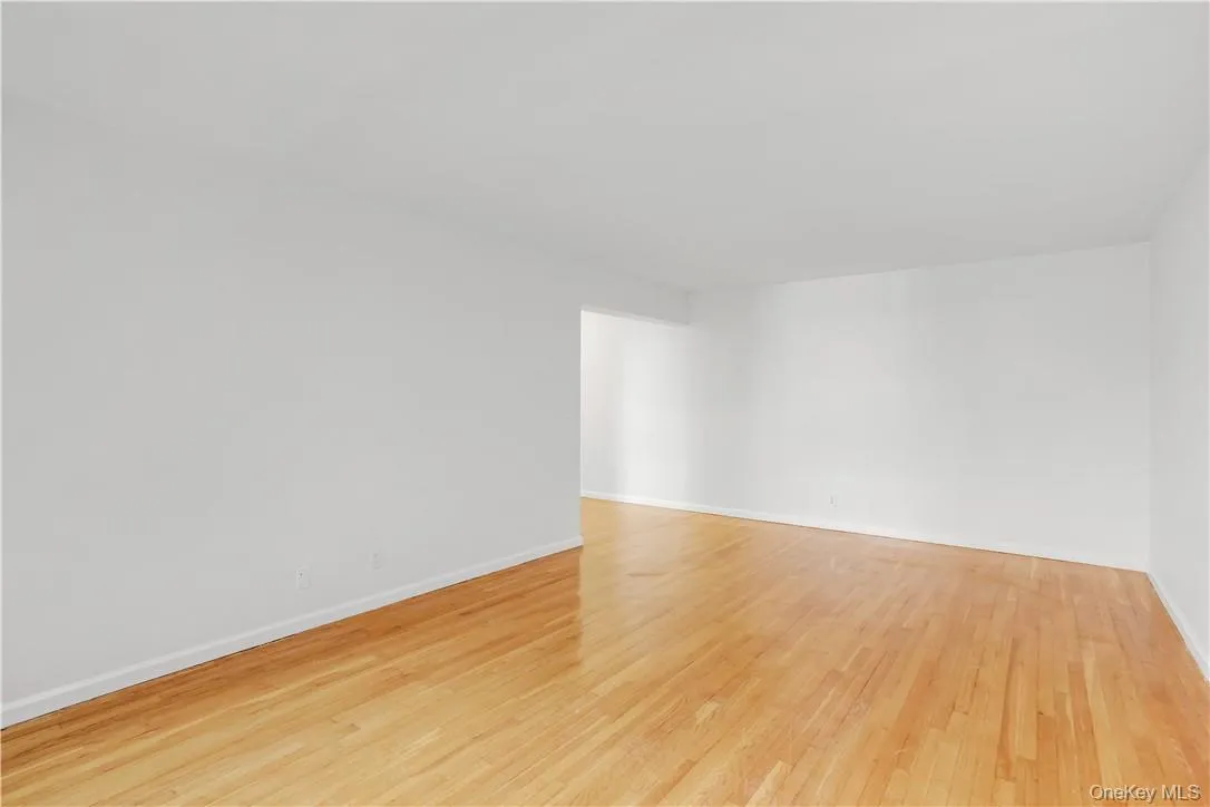 730 Pelham Road, New Rochelle, NY, 1 Bedroom Bedrooms, 3 Rooms Rooms,1 BathroomBathrooms,Residential Lease,For Rent,Pelham,0,1037811 730 Pelham Road, New Rochelle, NY, 1 Bedroom Bedrooms, 3 Rooms Rooms,1 BathroomBathrooms,Residential Lease,For Rent,Pelham,0,1037811