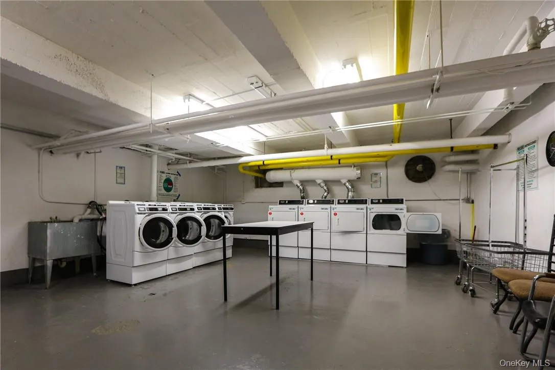 730 Pelham Road, New Rochelle, NY, 1 Bedroom Bedrooms, 3 Rooms Rooms,1 BathroomBathrooms,Residential Lease,For Rent,Pelham,0,1037811 730 Pelham Road, New Rochelle, NY, 1 Bedroom Bedrooms, 3 Rooms Rooms,1 BathroomBathrooms,Residential Lease,For Rent,Pelham,0,1037811