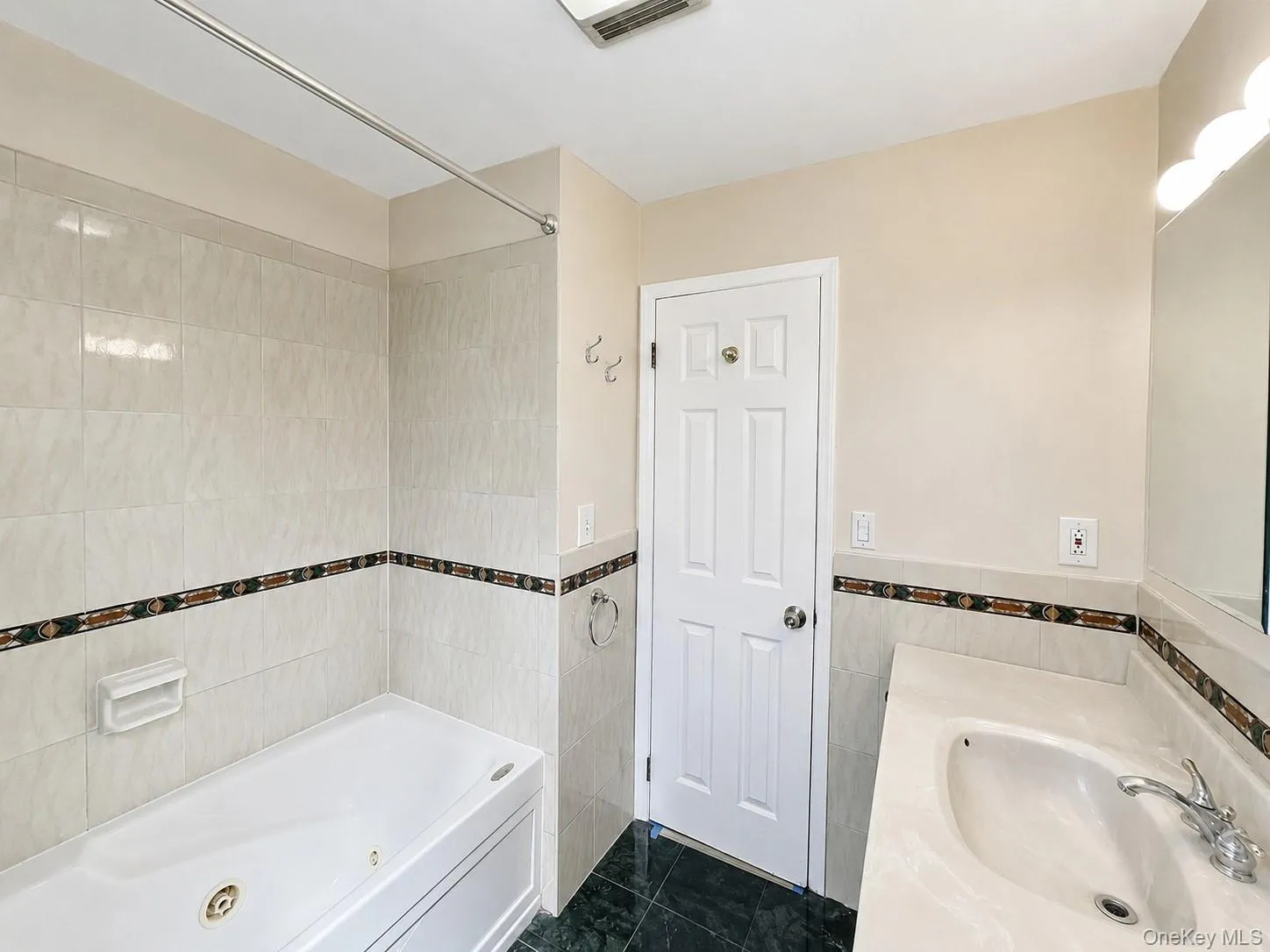 541 Park Avenue, Long Beach, NY, 2 Bedroom Bedrooms, 6 Room Rooms,2 BathroomBathrooms,Residential Lease,For Rent,Park,0,1037814 541 Park Avenue, Long Beach, NY, 2 Bedroom Bedrooms, 6 Room Rooms,2 BathroomBathrooms,Residential Lease,For Rent,Park,0,1037814