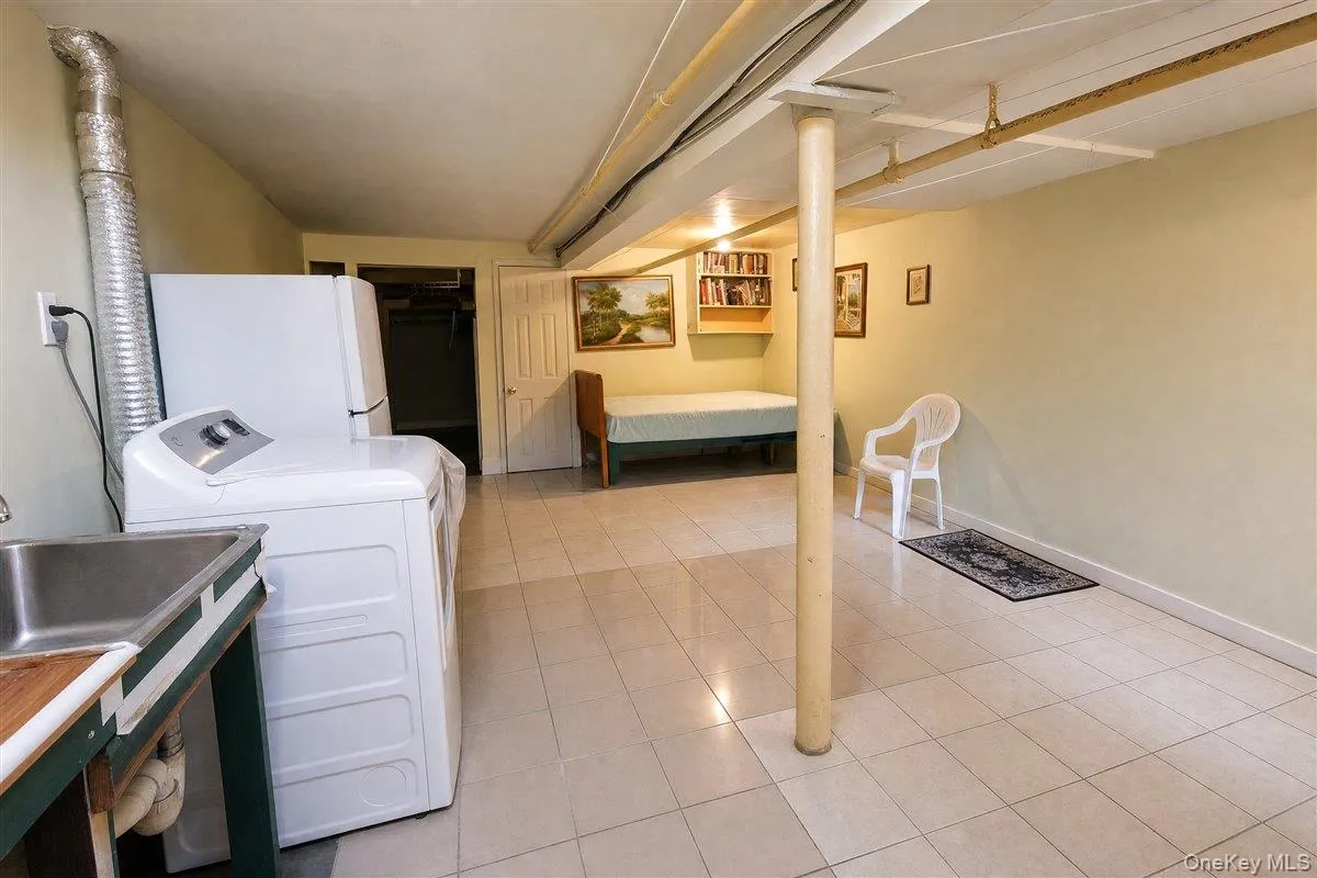 18246 90th Avenue, New York, NY, 3 Bedrooms Bedrooms, 5 Rooms Rooms,3 BathroomsBathrooms,Residential,For Rent,90th,0,1037815 18246 90th Avenue, New York, NY, 3 Bedrooms Bedrooms, 5 Rooms Rooms,3 BathroomsBathrooms,Residential,For Rent,90th,0,1037815