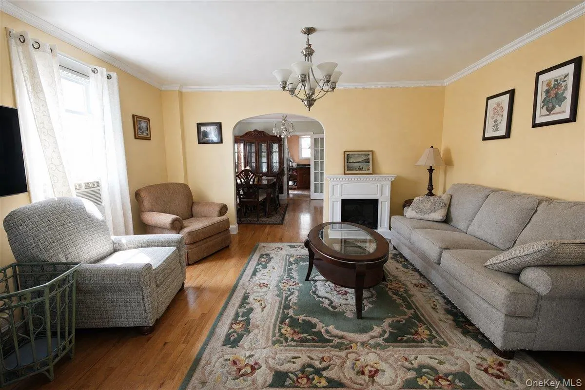 18246 90th Avenue, New York, NY, 3 Bedrooms Bedrooms, 5 Rooms Rooms,3 BathroomsBathrooms,Residential,For Rent,90th,0,1037815 18246 90th Avenue, New York, NY, 3 Bedrooms Bedrooms, 5 Rooms Rooms,3 BathroomsBathrooms,Residential,For Rent,90th,0,1037815