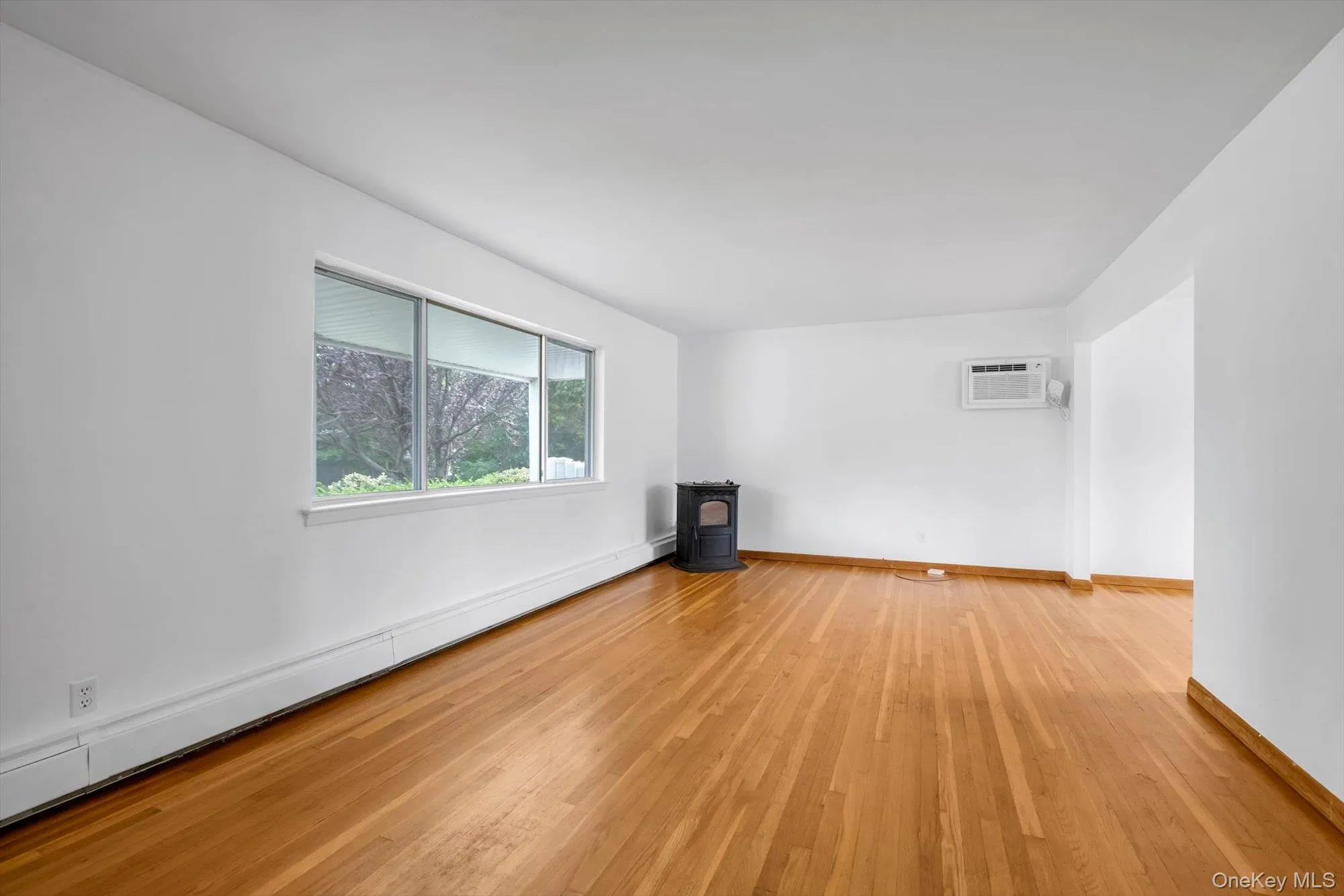 3 Evelyn Lane, Oyster Bay, NY, 3 Bedrooms Bedrooms, 8 Rooms Rooms,2 BathroomsBathrooms,Residential,For Rent,Evelyn,0,1037816 3 Evelyn Lane, Oyster Bay, NY, 3 Bedrooms Bedrooms, 8 Rooms Rooms,2 BathroomsBathrooms,Residential,For Rent,Evelyn,0,1037816