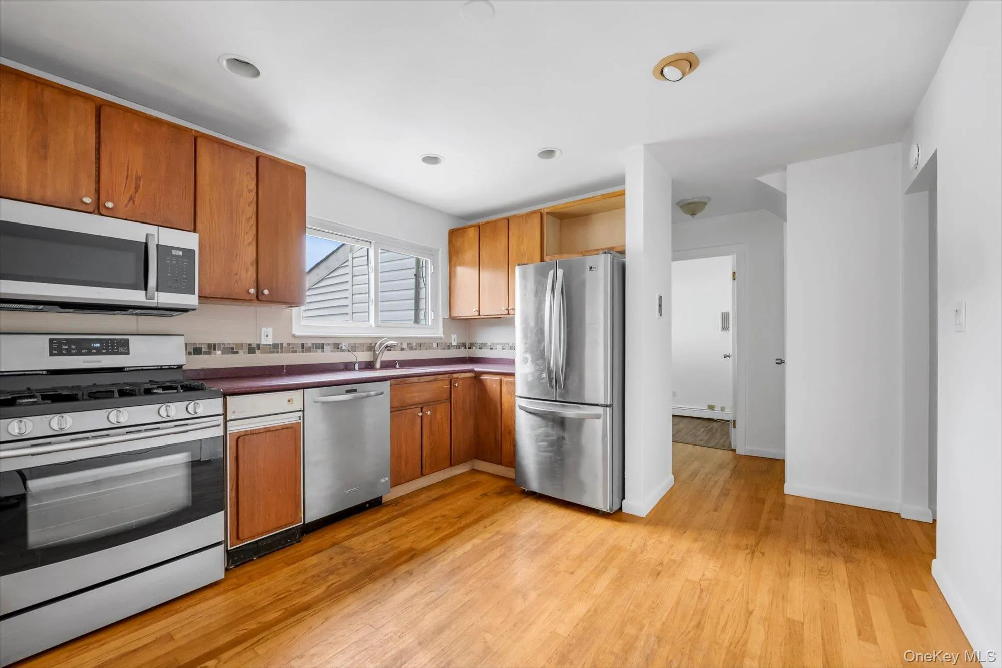 3 Evelyn Lane, Oyster Bay, NY, 3 Bedrooms Bedrooms, 8 Rooms Rooms,2 BathroomsBathrooms,Residential,For Rent,Evelyn,0,1037816 3 Evelyn Lane, Oyster Bay, NY, 3 Bedrooms Bedrooms, 8 Rooms Rooms,2 BathroomsBathrooms,Residential,For Rent,Evelyn,0,1037816