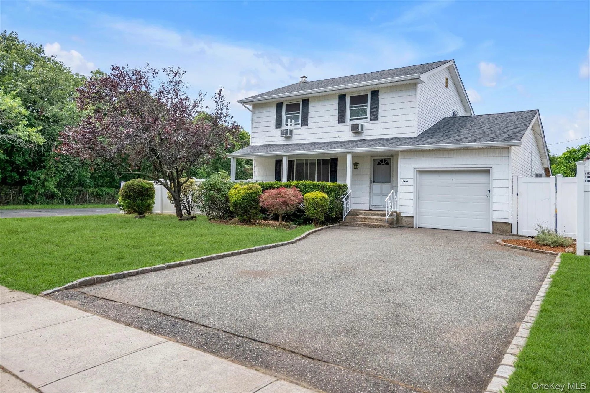 3 Evelyn Lane, Oyster Bay, NY, 3 Bedrooms Bedrooms, 8 Rooms Rooms,2 BathroomsBathrooms,Residential,For Rent,Evelyn,0,1037816 3 Evelyn Lane, Oyster Bay, NY, 3 Bedrooms Bedrooms, 8 Rooms Rooms,2 BathroomsBathrooms,Residential,For Rent,Evelyn,0,1037816