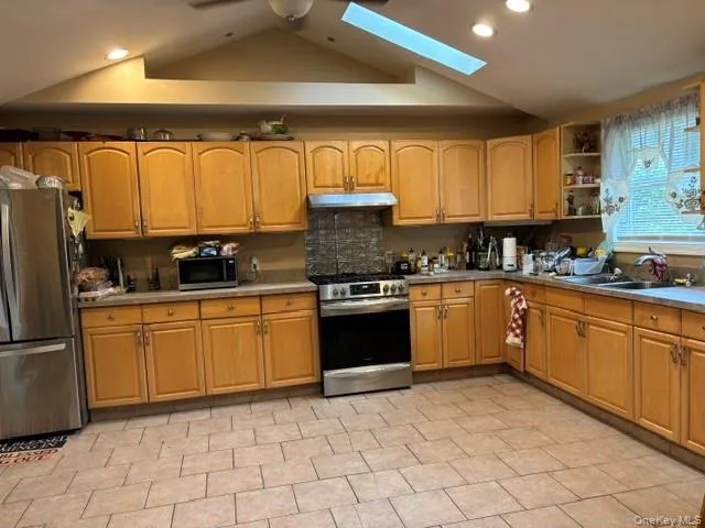 4 Wildwood Trail, Riverhead, NY, 3 Bedrooms Bedrooms, 6 Rooms Rooms,1 BathroomBathrooms,Residential,For Rent,Wildwood,0,1037817 4 Wildwood Trail, Riverhead, NY, 3 Bedrooms Bedrooms, 6 Rooms Rooms,1 BathroomBathrooms,Residential,For Rent,Wildwood,0,1037817