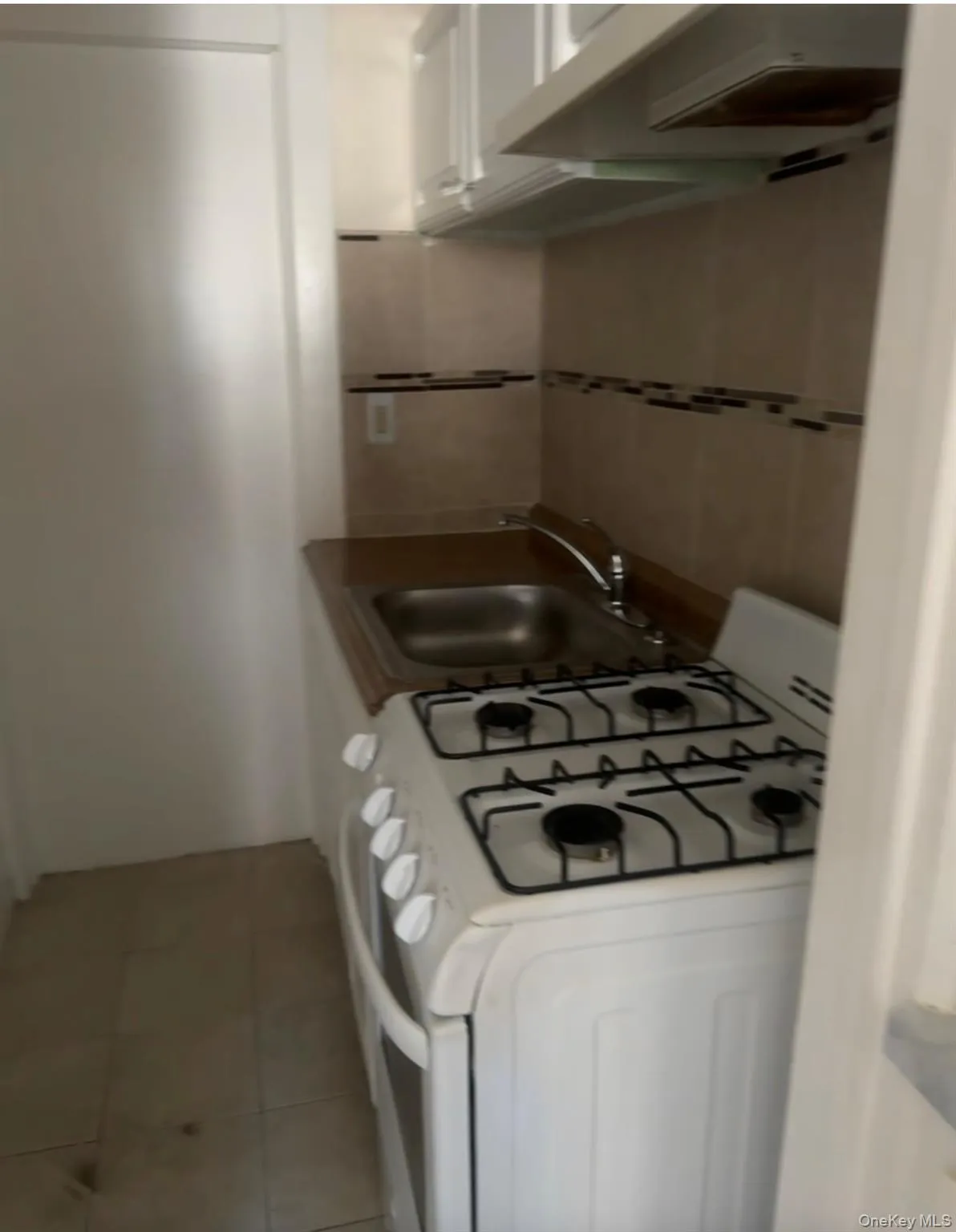 209 Prospect Avenue, Mount Vernon, NY, 2 Bedrooms Bedrooms, 5 Rooms Rooms,1 BathroomBathrooms,Residential Lease,For Rent,Prospect,0,1037818 209 Prospect Avenue, Mount Vernon, NY, 2 Bedrooms Bedrooms, 5 Rooms Rooms,1 BathroomBathrooms,Residential Lease,For Rent,Prospect,0,1037818