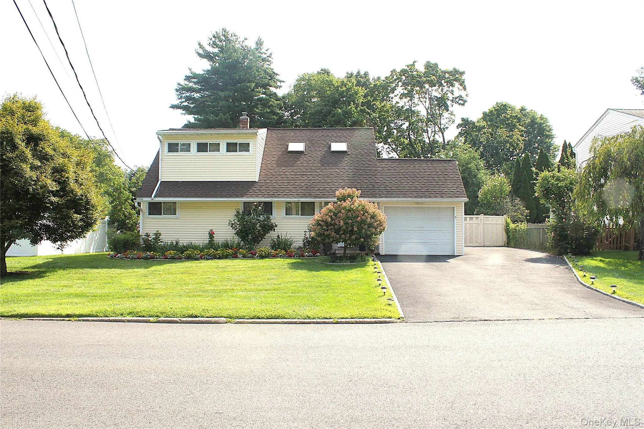 19 Jean Lane, Greenburgh, NY, 4 Bedrooms Bedrooms, 7 Rooms Rooms,2 BathroomsBathrooms,Residential,For Rent,Jean,0,1037819 19 Jean Lane, Greenburgh, NY, 4 Bedrooms Bedrooms, 7 Rooms Rooms,2 BathroomsBathrooms,Residential,For Rent,Jean,0,1037819