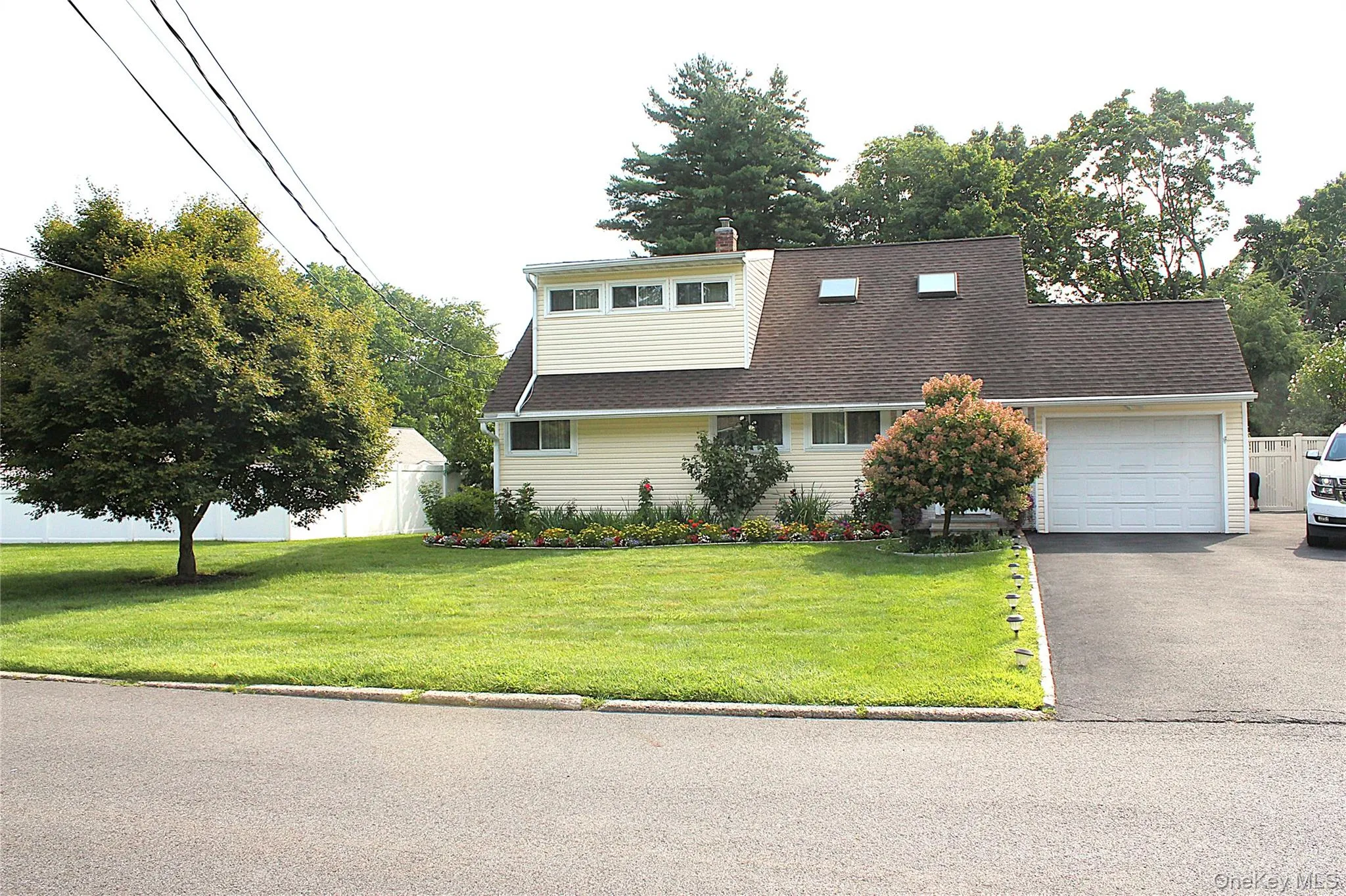 19 Jean Lane, Greenburgh, NY, 4 Bedrooms Bedrooms, 7 Rooms Rooms,2 BathroomsBathrooms,Residential,For Rent,Jean,0,1037819 19 Jean Lane, Greenburgh, NY, 4 Bedrooms Bedrooms, 7 Rooms Rooms,2 BathroomsBathrooms,Residential,For Rent,Jean,0,1037819