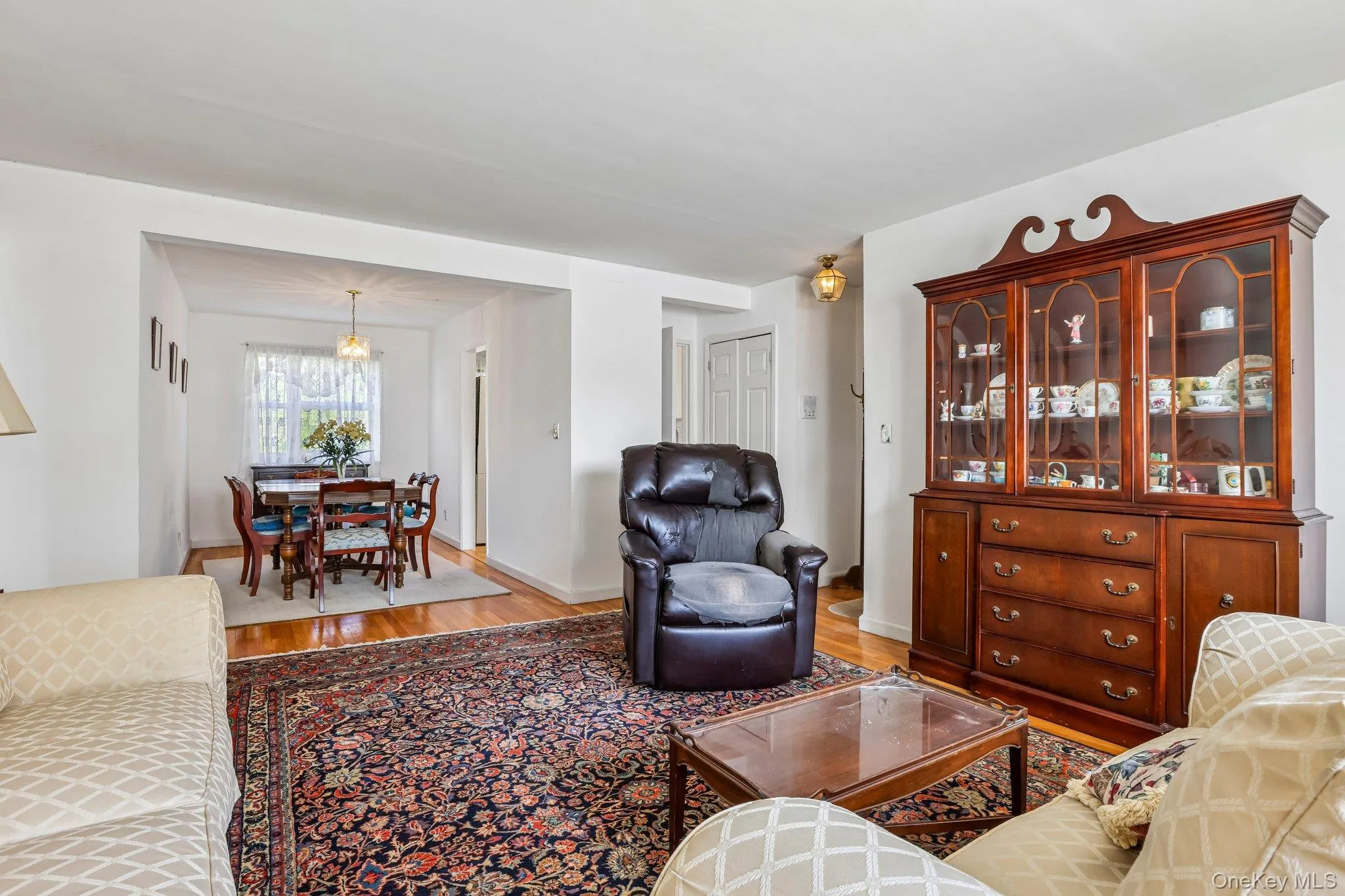 8 Dehaven Drive, Yonkers, NY, 2 Bedrooms Bedrooms, 5 Rooms Rooms,1 BathroomBathrooms,Residential,For Rent,Dehaven,0,1037820 8 Dehaven Drive, Yonkers, NY, 2 Bedrooms Bedrooms, 5 Rooms Rooms,1 BathroomBathrooms,Residential,For Rent,Dehaven,0,1037820