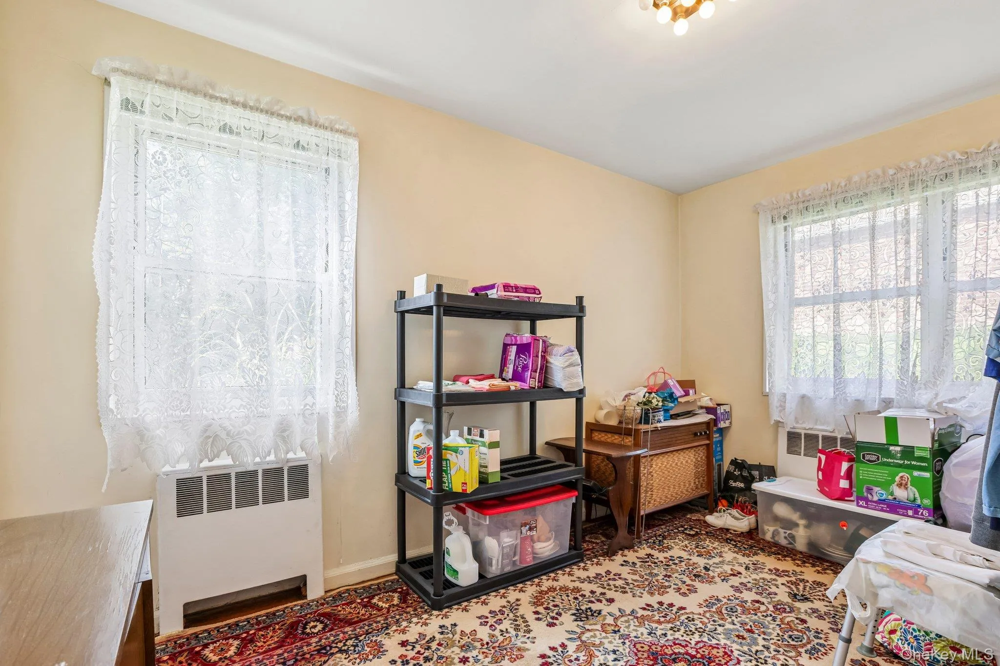 8 Dehaven Drive, Yonkers, NY, 2 Bedrooms Bedrooms, 5 Rooms Rooms,1 BathroomBathrooms,Residential,For Rent,Dehaven,0,1037820 8 Dehaven Drive, Yonkers, NY, 2 Bedrooms Bedrooms, 5 Rooms Rooms,1 BathroomBathrooms,Residential,For Rent,Dehaven,0,1037820
