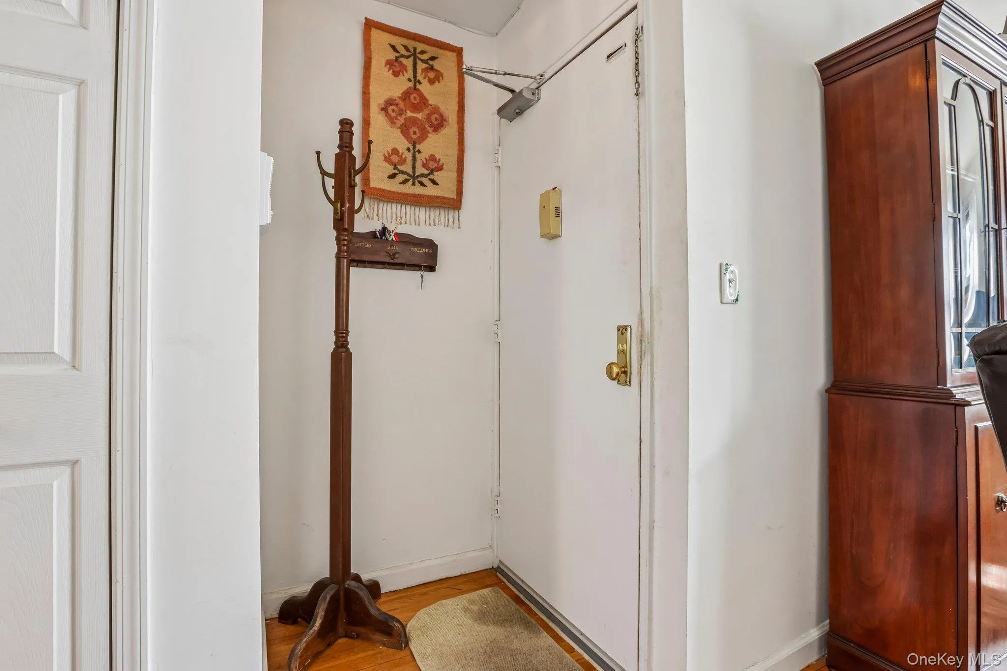 8 Dehaven Drive, Yonkers, NY, 2 Bedrooms Bedrooms, 5 Rooms Rooms,1 BathroomBathrooms,Residential,For Rent,Dehaven,0,1037820 8 Dehaven Drive, Yonkers, NY, 2 Bedrooms Bedrooms, 5 Rooms Rooms,1 BathroomBathrooms,Residential,For Rent,Dehaven,0,1037820