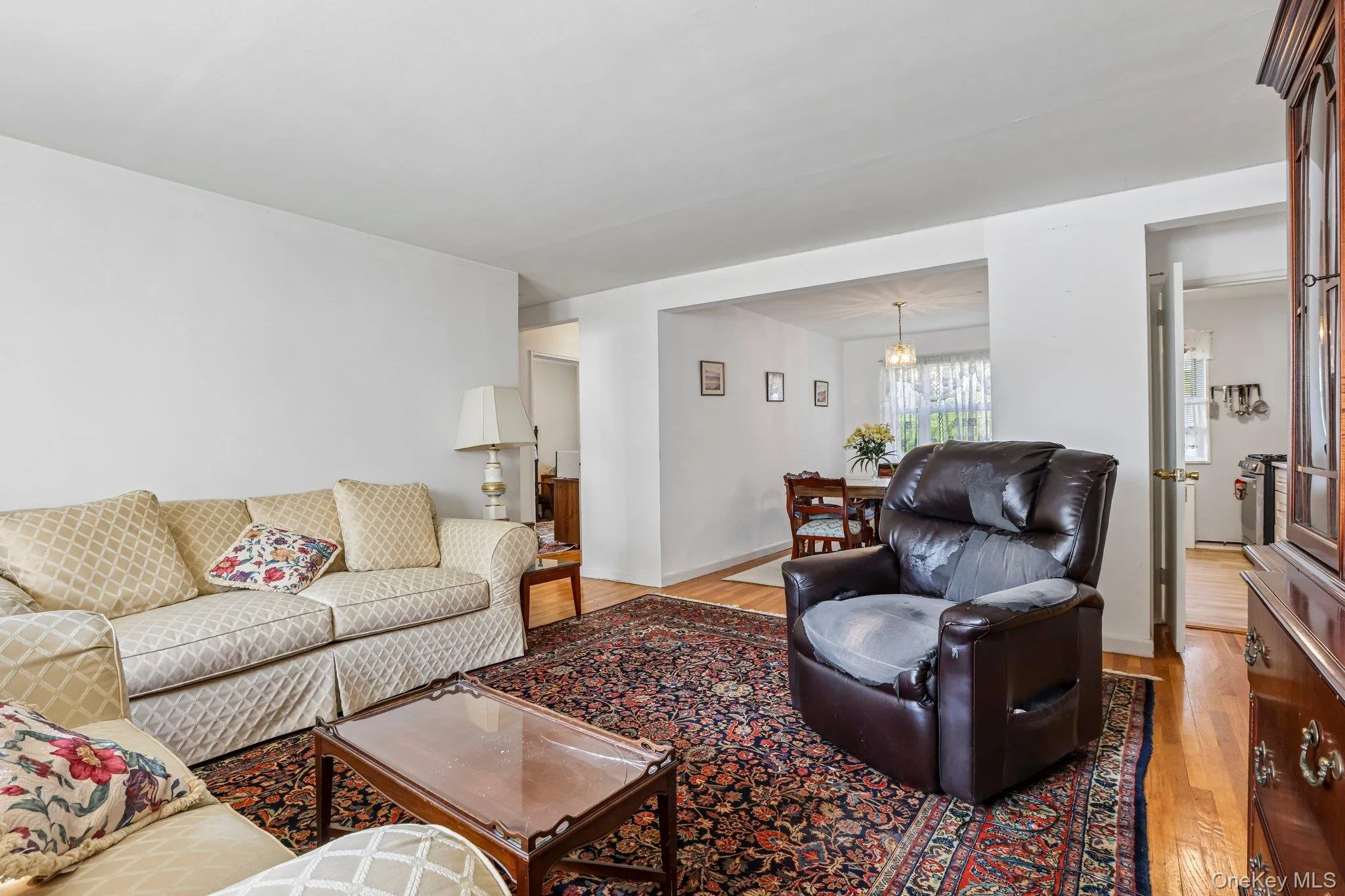 8 Dehaven Drive, Yonkers, NY, 2 Bedrooms Bedrooms, 5 Rooms Rooms,1 BathroomBathrooms,Residential,For Rent,Dehaven,0,1037820 8 Dehaven Drive, Yonkers, NY, 2 Bedrooms Bedrooms, 5 Rooms Rooms,1 BathroomBathrooms,Residential,For Rent,Dehaven,0,1037820