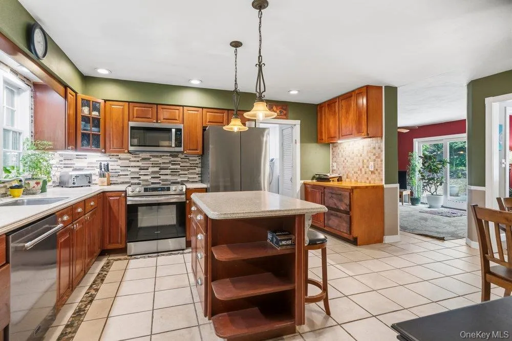 9 Dillmont Drive, Smithtown, NY, 4 Bedrooms Bedrooms, 8 Rooms Rooms,3 BathroomsBathrooms,Residential,For Rent,Dillmont,0,1037822 9 Dillmont Drive, Smithtown, NY, 4 Bedrooms Bedrooms, 8 Rooms Rooms,3 BathroomsBathrooms,Residential,For Rent,Dillmont,0,1037822